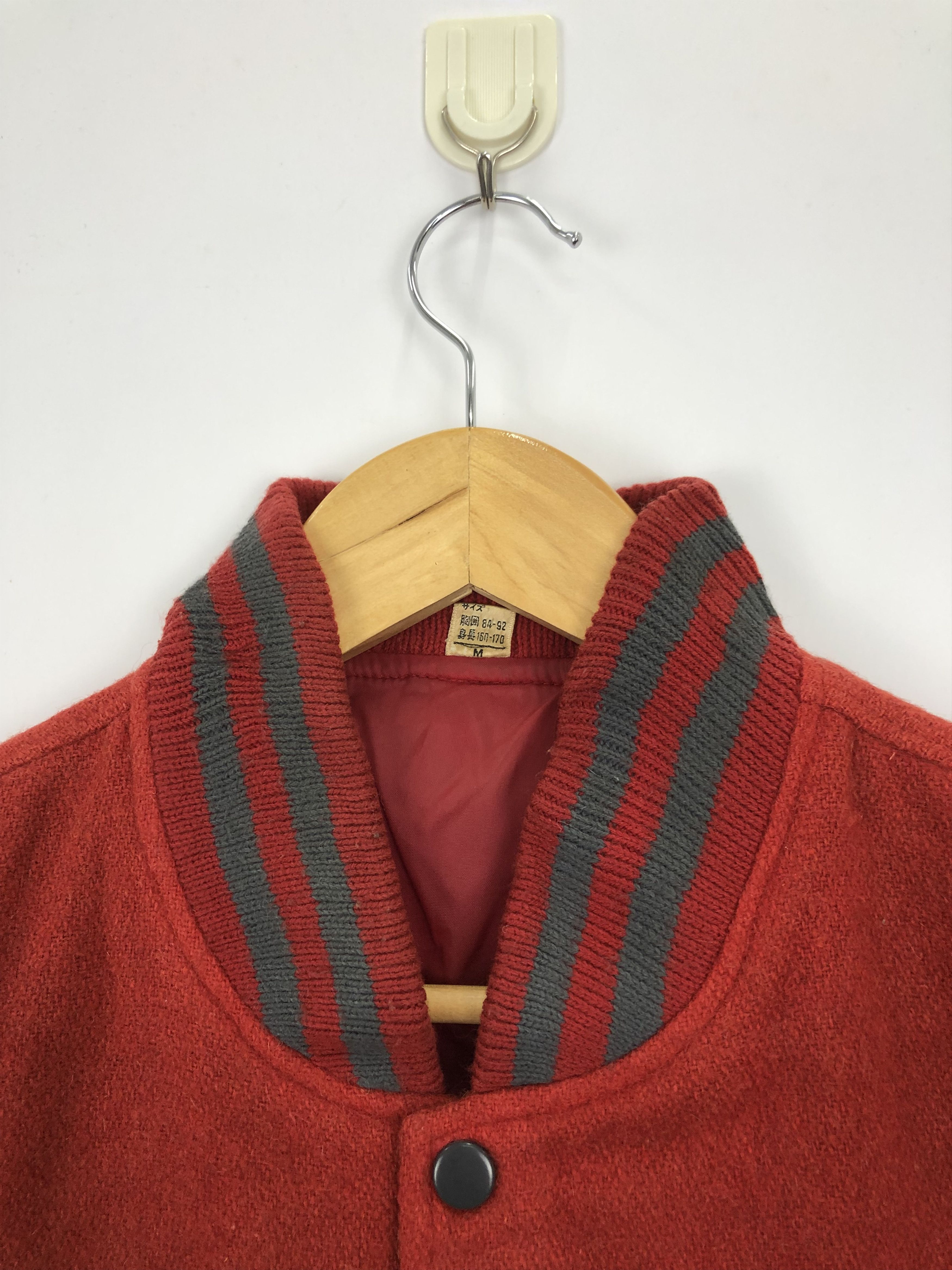 Japanese Brand Vintage Japanese Brand Wool Varsity Jacket Red V0370 Size US M / EU 48-50 / 2 - 9 Thumbnail