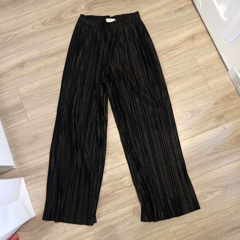 Issey Miyake Issey Miyake size:2 Black pleated pants Size 30" / US 8 / IT 44 - 3 Thumbnail