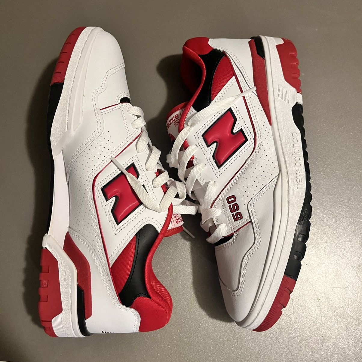 Size 10 Mens: New Balance 550s in 