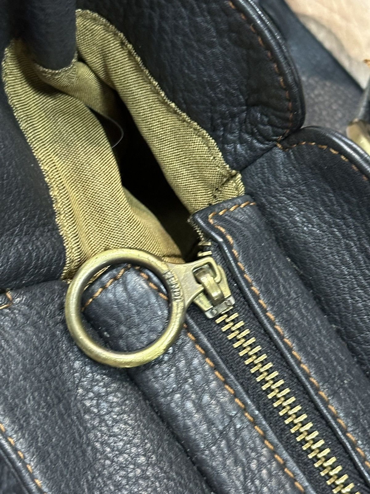 Fendi Vintage 90s Fendi Leather Shoulder Bag Y2K Size ONE SIZE - 7 Thumbnail