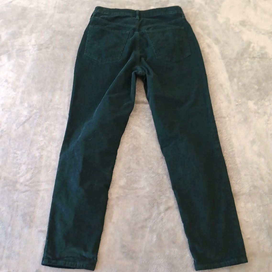 Old Navy **GREEN ANKLE PANTS OLD NAVY WOMENS SIZE 6 HIGH RISE CORDUROY** User: GREEN ANKLE PANTS OLD NAVY WOMENS SIZE 6 HIGH RISE CORDUROY Size 28" / US 6 / IT 42 - 6 Thumbnail