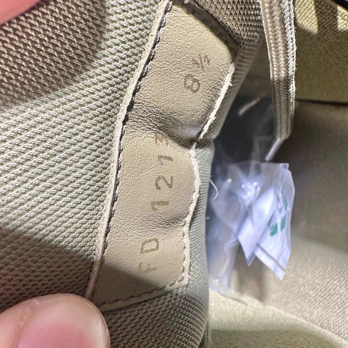Louis Vuitton Louis Vuitton x Pharrell Trainer 8.5/42.5 1x Worn Size US 9.5 / EU 42-43 - 6 Thumbnail