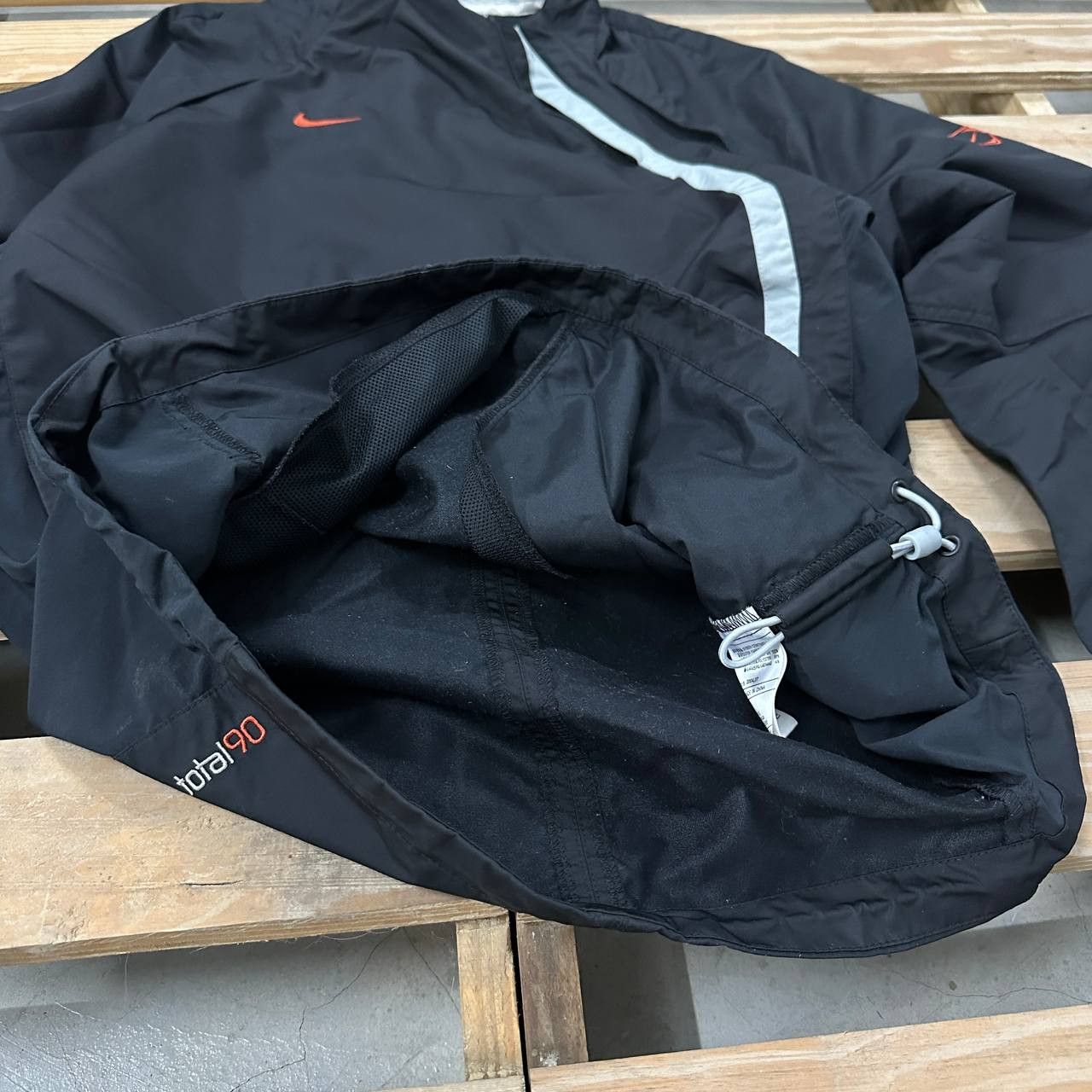 Nike Vintage Nike Total90 Clima-Fit Football Jacket Size US S / EU 44-46 / 1 - 5 Thumbnail