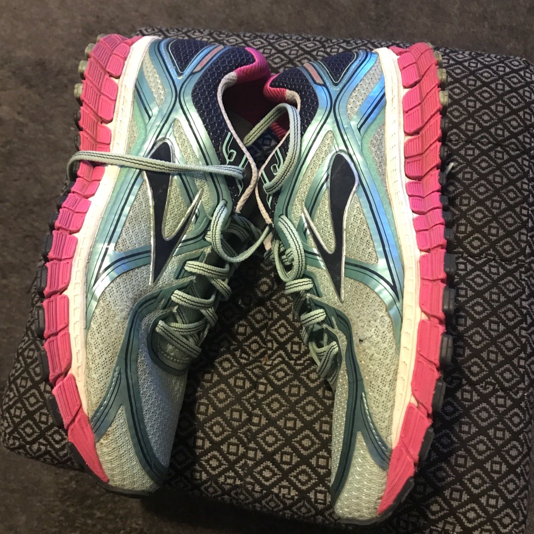 Brooks Brooks Adrenaline GTS Sneaker Women US 11 Multicolor Pinkglo/Peacoat Brutin/Jirties 16 Size L / US 10 / IT 46 - 6 Thumbnail