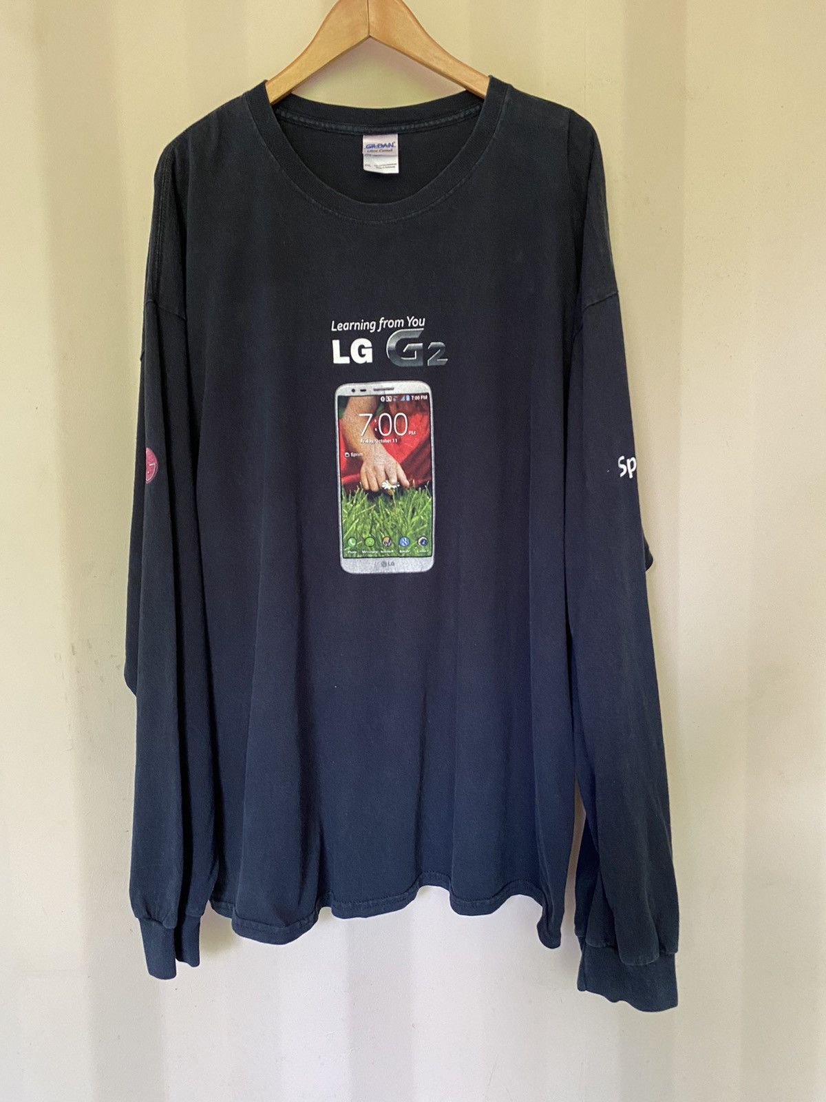 Designer × Vintage LG mobile phone long sleeve tee Size US XXL / EU 58 / 5 - 10 Thumbnail