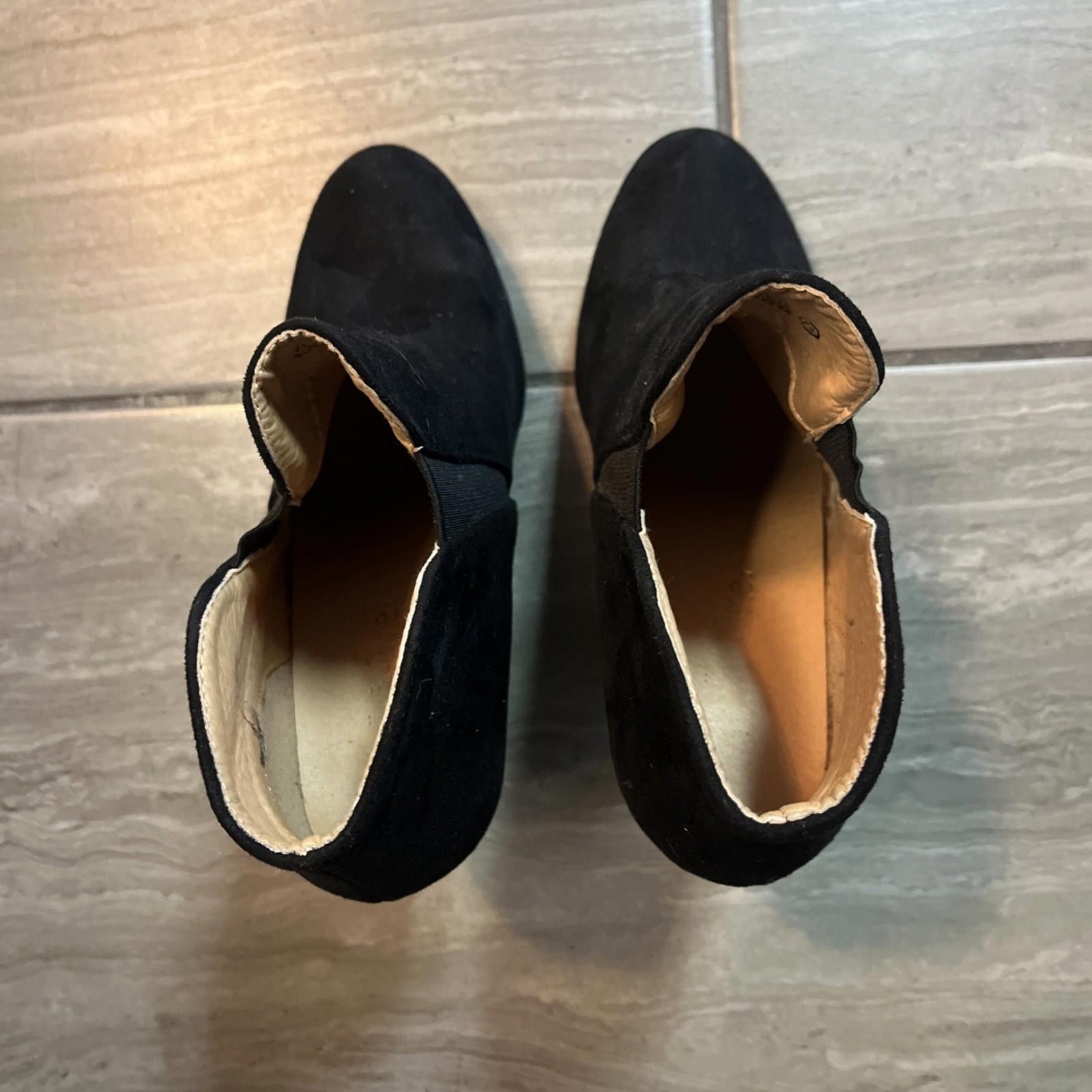 Billabong Ankle Boot Bella Marie Kendall 7.5 Suede Black Pumps Booties Size US 7.5 / IT 37.5 - 3 Thumbnail