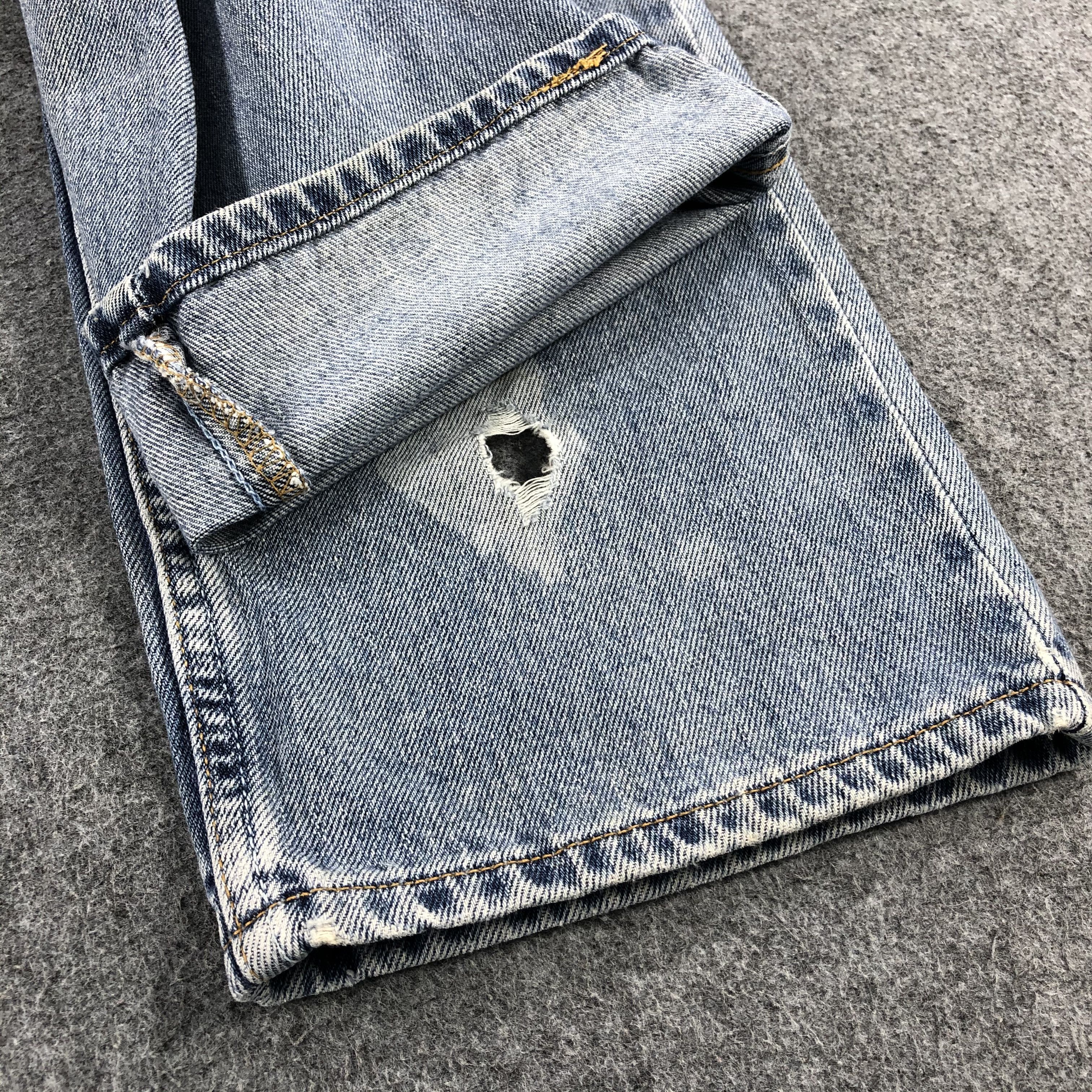 Levi's × Vintage Vintage Blue Wash Levis 505 Jeans-JM1230 Size US 32 / EU 48 - 7 Thumbnail
