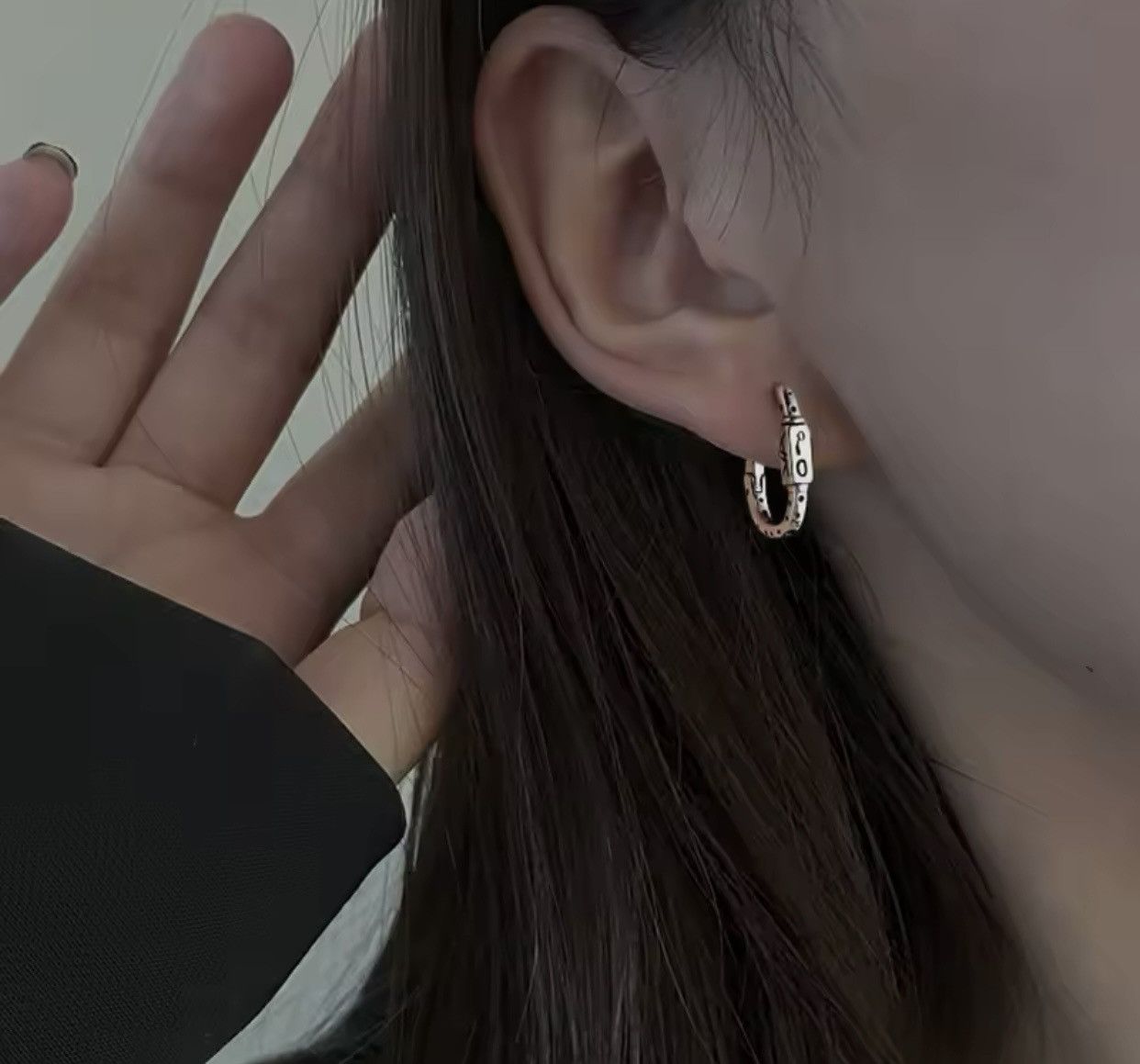 Jewelry × Vintage Summer Vintage Graffiti Ear Buckle Hoop Earrings Size ONE SIZE - 2 Thumbnail