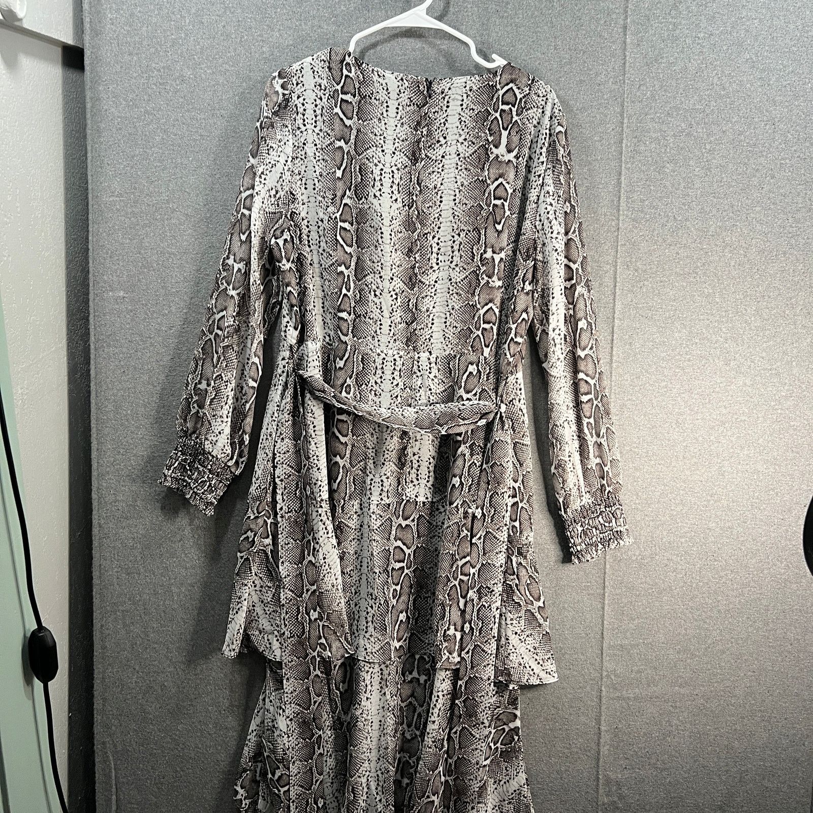 Other Sam Edelman Snakeskin Tiered Ruffle Midi Dress Grey Size L / US 10 / IT 46 - 2 Thumbnail