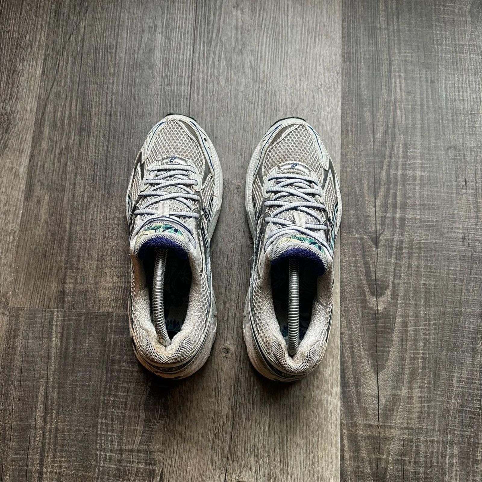 Asics ASICS • WMNS GT-2160 (7M) Size US 7 / EU 40 - 11 Thumbnail
