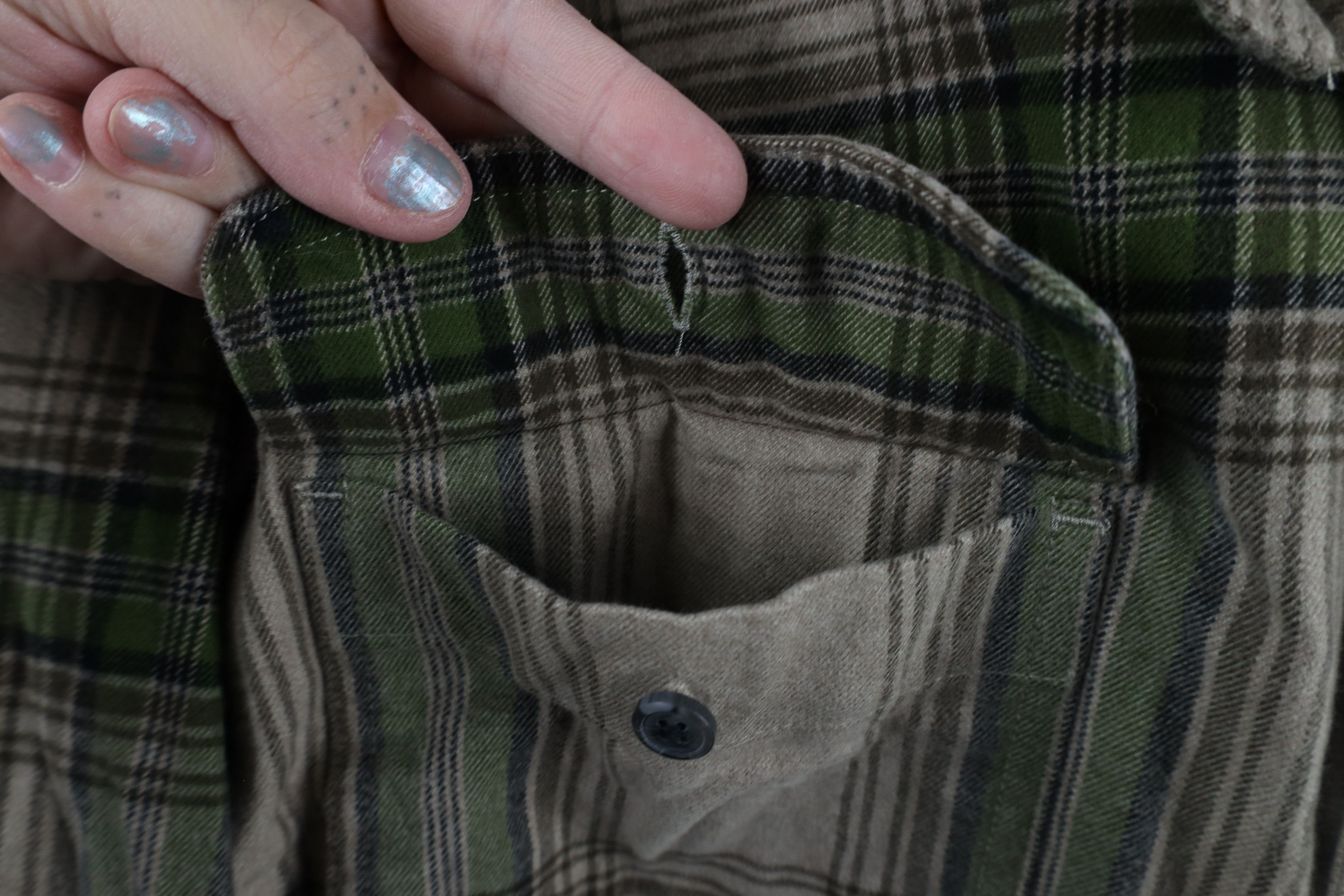 Carhartt × Vintage Vintage Carhartt Fit Heavyweight Flannel Button Shirt Plaid Size ONE SIZE - 6 Thumbnail