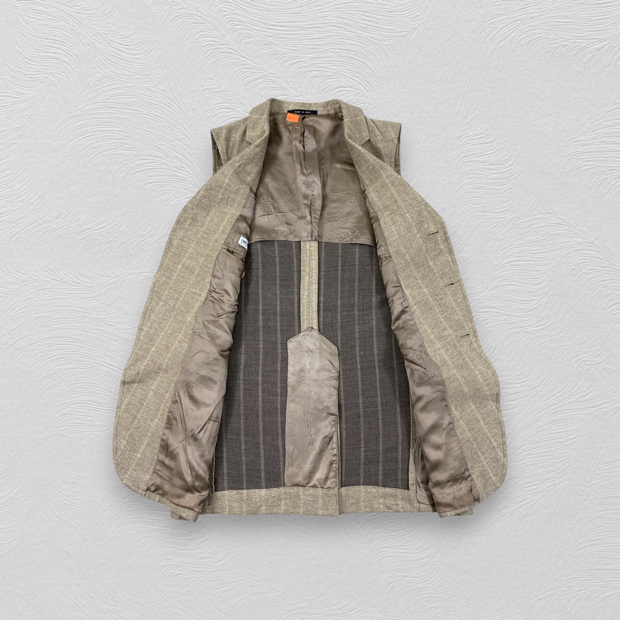 Emporio Armani Vintage Emporio Armani Classic Vest Jacket- J517 Size US S / EU 44-46 / 1 - 3 Thumbnail