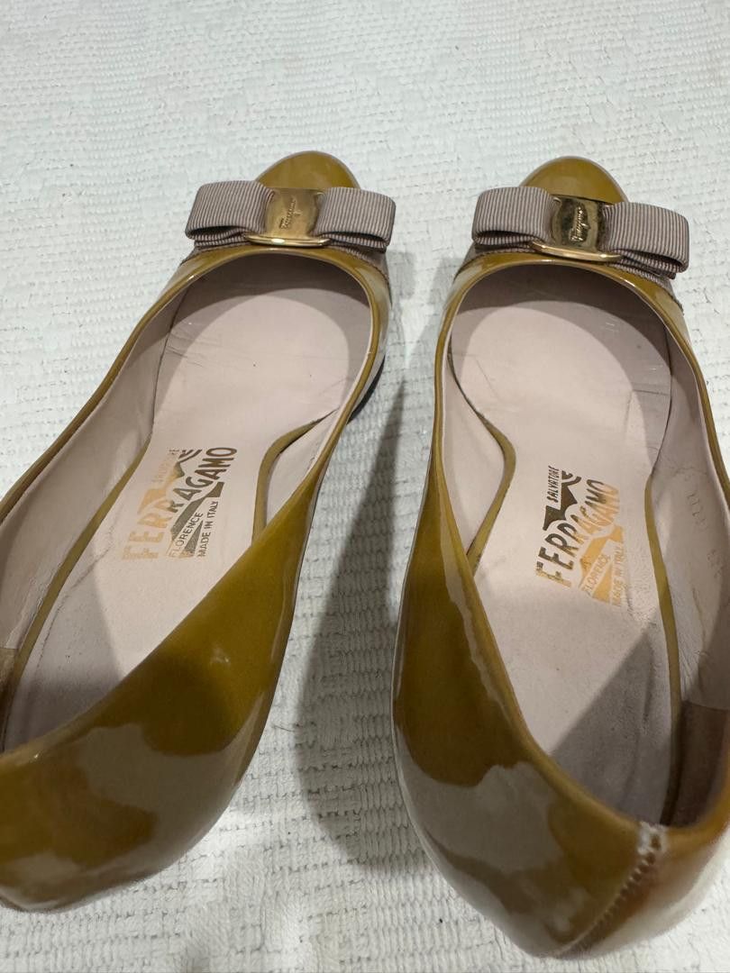 Salvatore Ferragamo Vintage Salvatore Ferragamo Heels Size US 7.5 / IT 37.5 - 15 Thumbnail