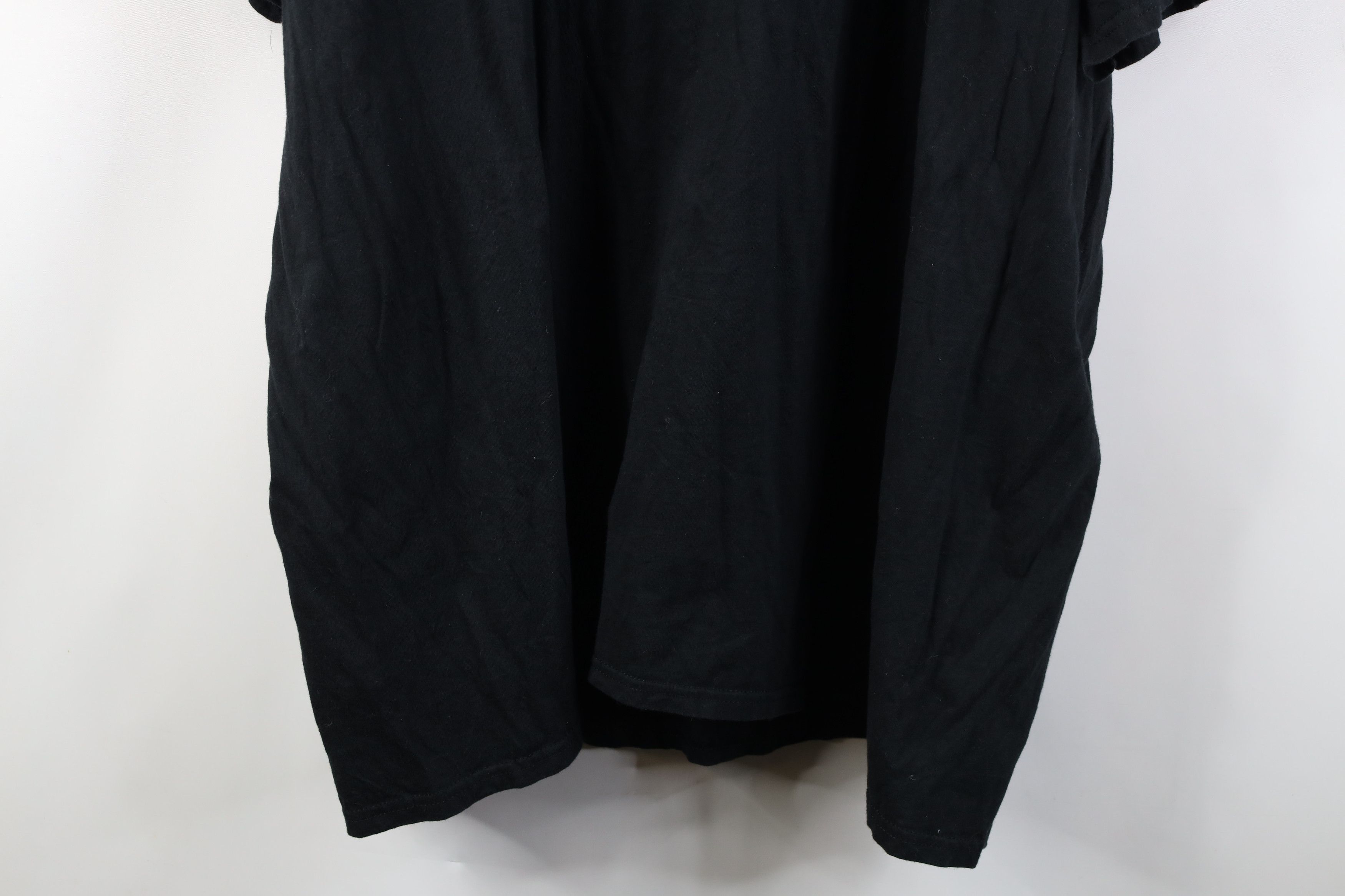 Vintage Attack On Titan Spell Anime Manga Eren Yeager T-Shirt Black Size US XXL / EU 58 / 5 - 12 Thumbnail