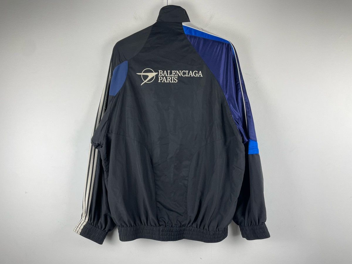 Balenciaga Balenciaga FW21 Oversized Silk Patch Jacket Size US S / EU 44-46 / 1 - 8 Thumbnail