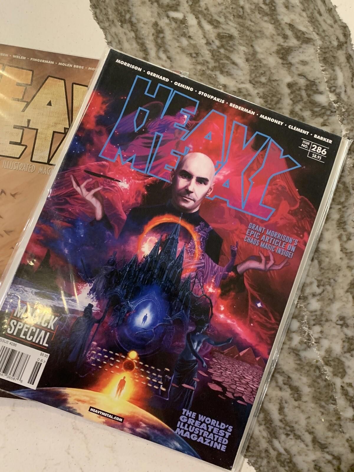 Designer Heavy Metal Magazine 1983- 2018 Lot of 5 Fantasy Collection Size ONE SIZE - 7 Thumbnail