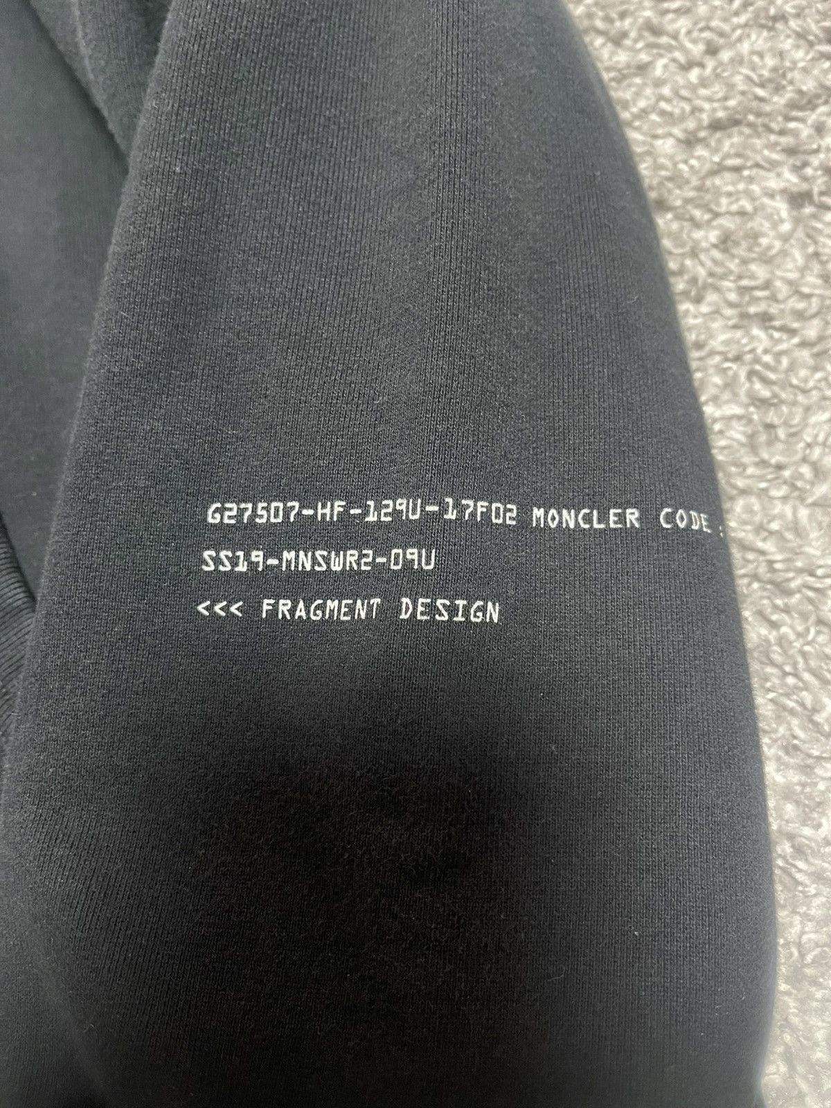 Fragment Design × Moncler MONCLER FRAGMENT ZIP HOODIE WORLD TOUR 2019 SIZE M-L Size US L / EU 52-54 / 3 - 13 Thumbnail