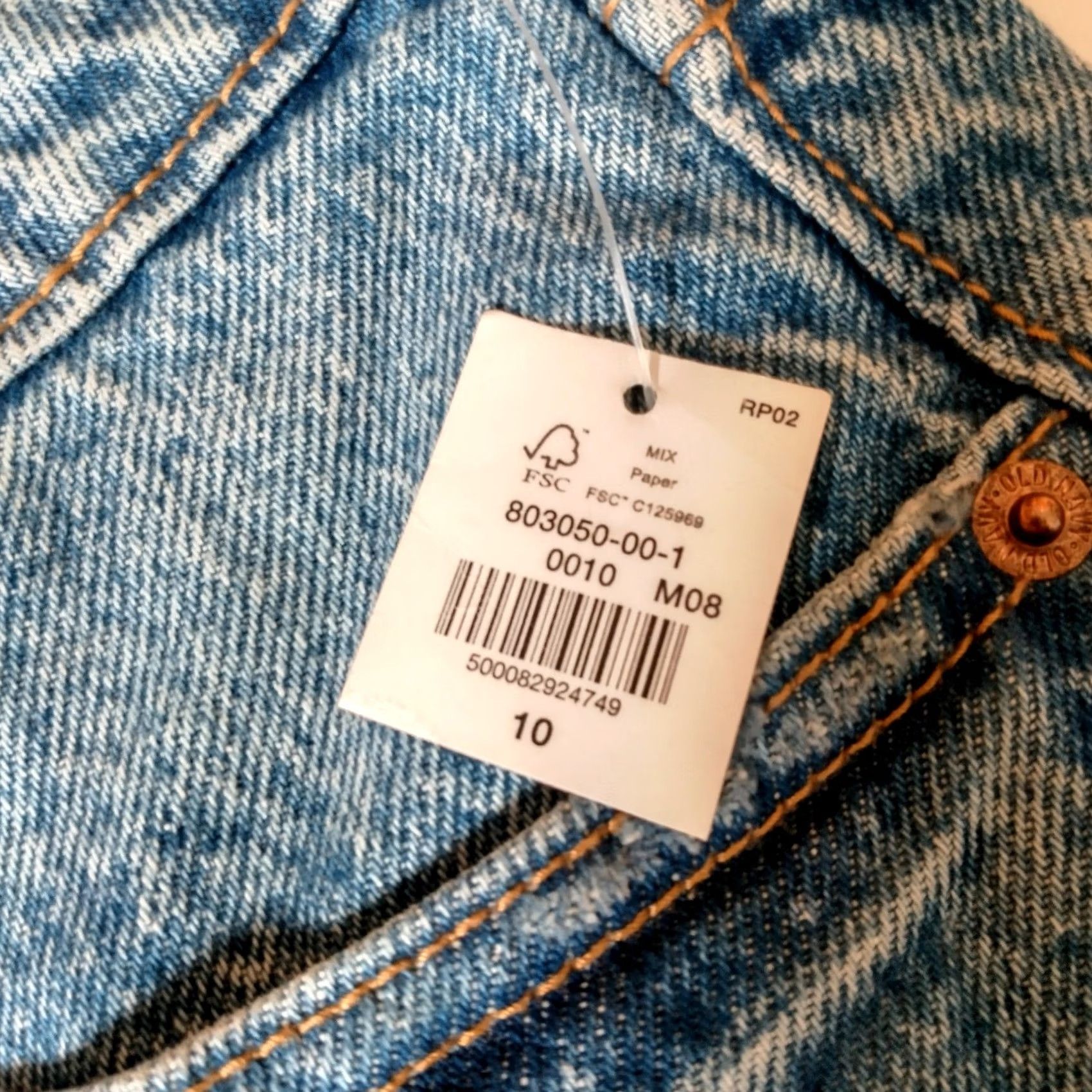 Old Navy VINTAGE Old Navy Jeans Shorts Women 10 OG Straight Light Wash Denim Distressed Button Fly Casual Denim Shorts 10 Blue Womens Size 32" / US 10 / IT 46 - 4 Thumbnail