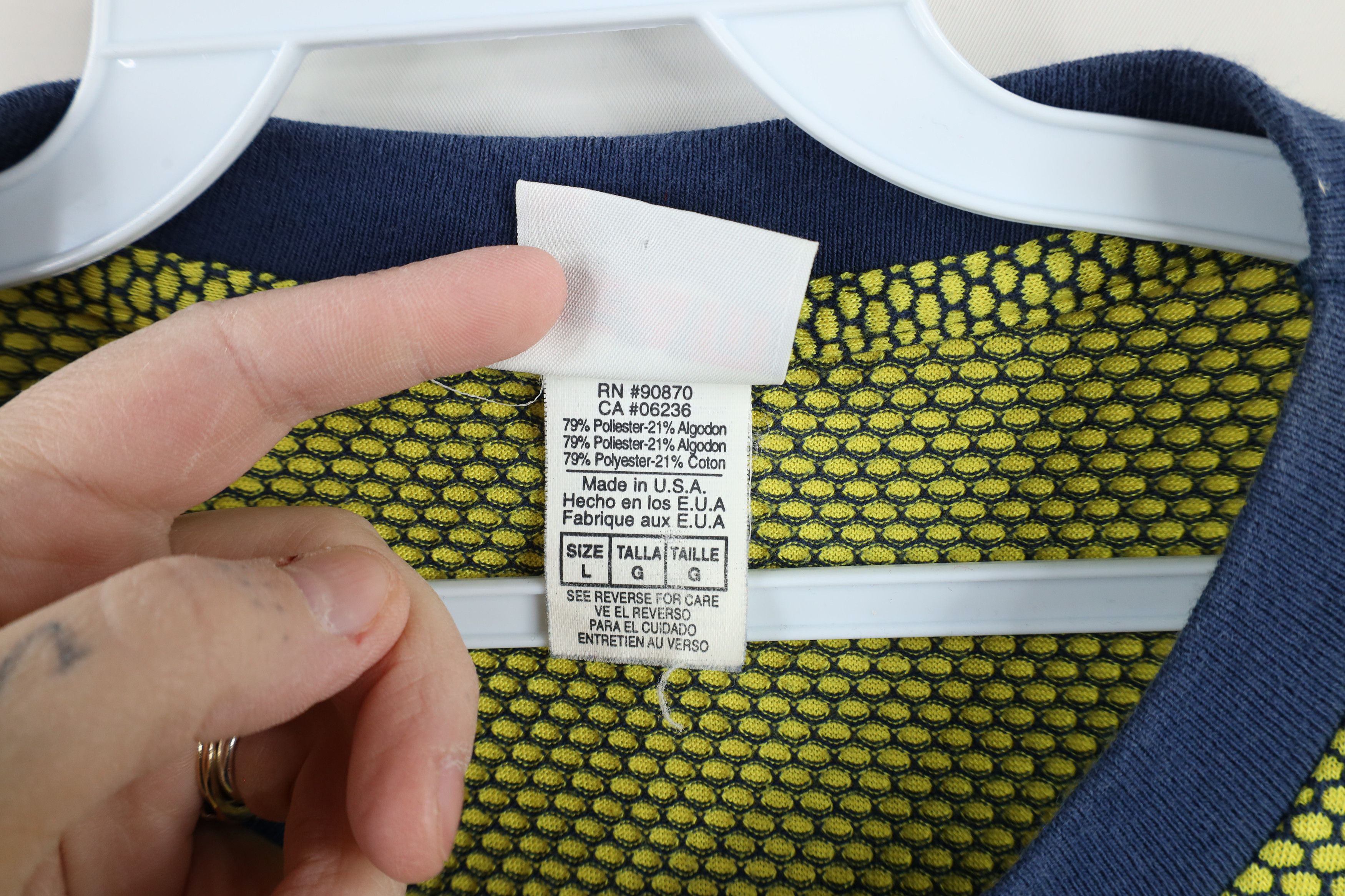 Vintage Vintage 90s of Michigan Short Sleeve T-Shirt Maize Size US L / EU 52-54 / 3 - 7 Thumbnail