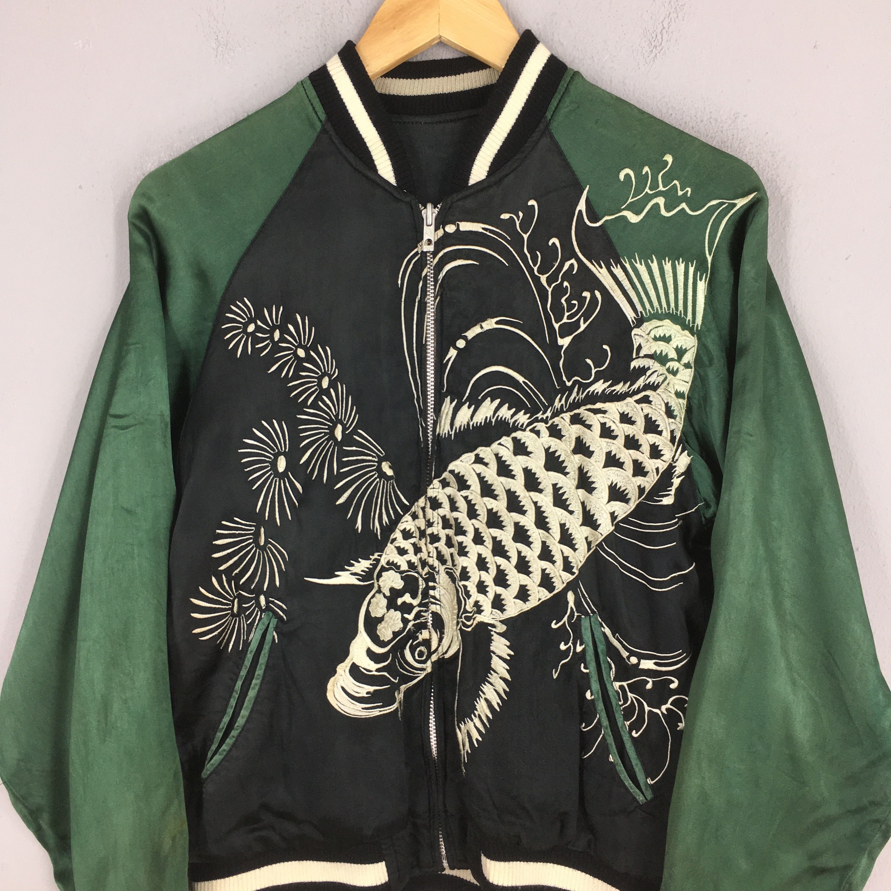 Japanese Brand Vintage Sukajan Japan Fish Koi Jacket Small Size US S / EU 44-46 / 1 - 2 Thumbnail