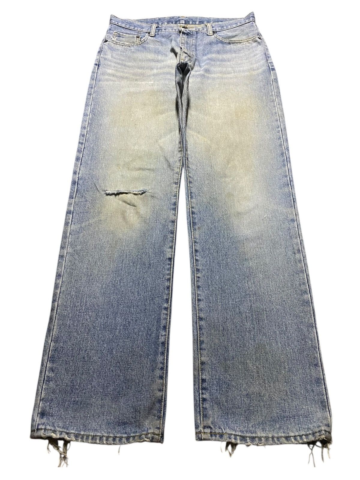 Uniqlo Vintage Japanese Brand Uniqlo Light Wash Loose Jeans Size US 33 - 1 Thumbnail