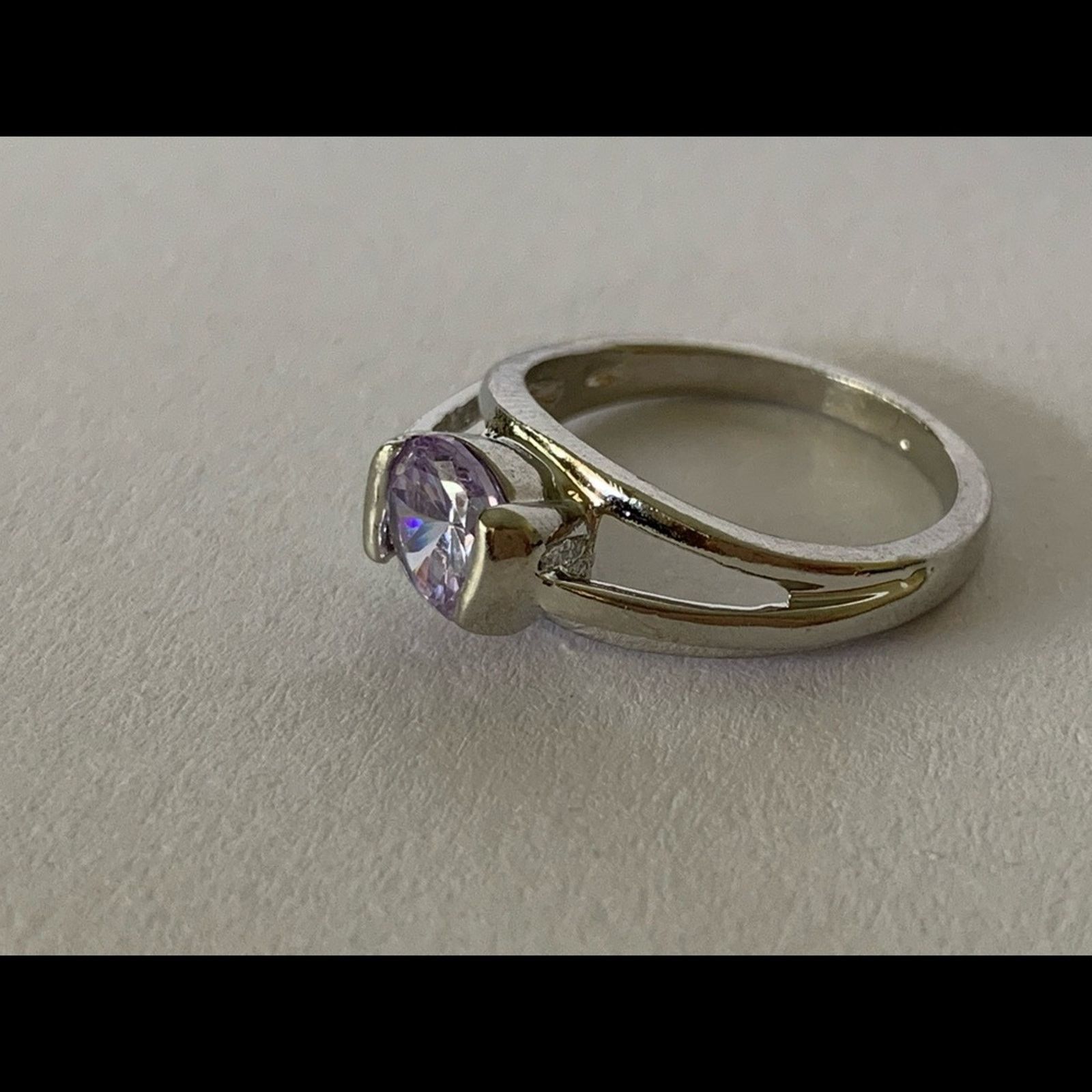 Other Amethyst Solitaire Light Purple Silver Ring Size 6 NEW Size ONE SIZE - 3 Thumbnail