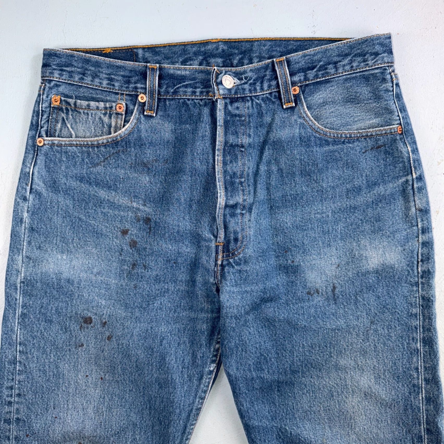 Levi's VINTAGE Levi's 501 Jeans Straight 90s USA Blue 36x34 Regular Men Size US 36 / EU 52 - 2 Thumbnail