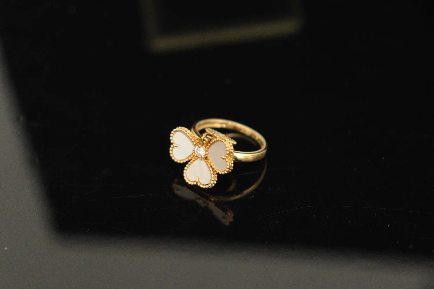 Van Cleef & Arpels Van Cleef & Arpels 18K Gold Diamond Ring 53 w/ Box Size ONE SIZE - 6 Thumbnail