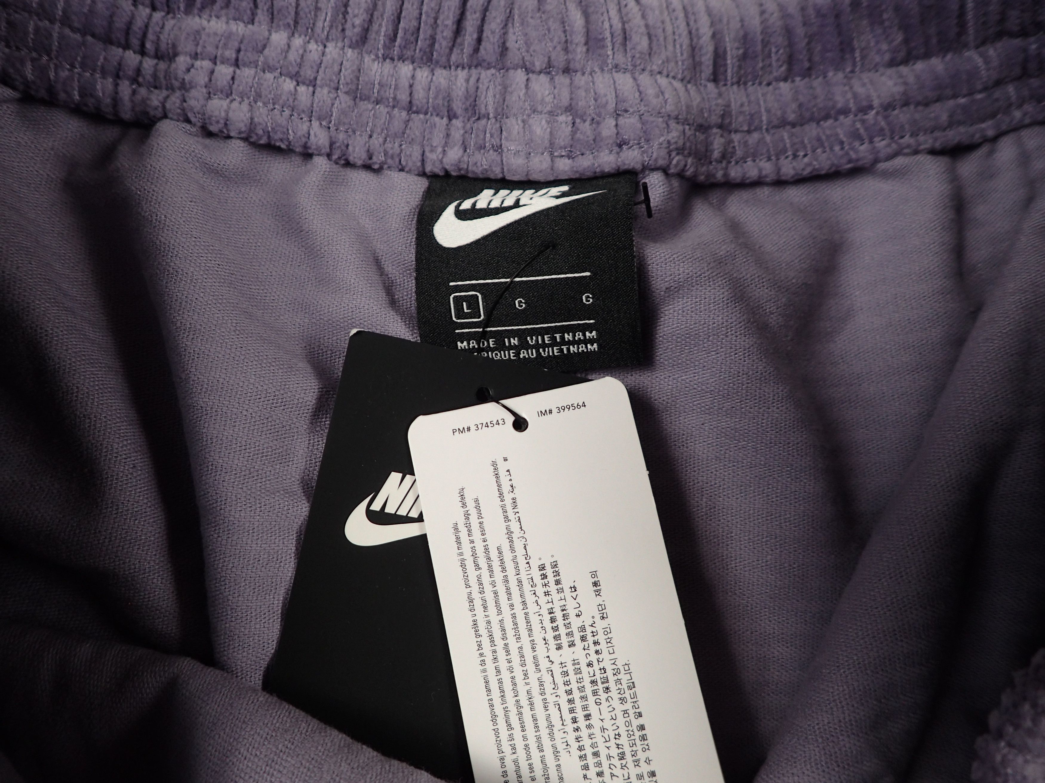 Nike Nike Heritage Corduroy Windrunner Jacket with Shorts Size US L / EU 52-54 / 3 - 5 Thumbnail