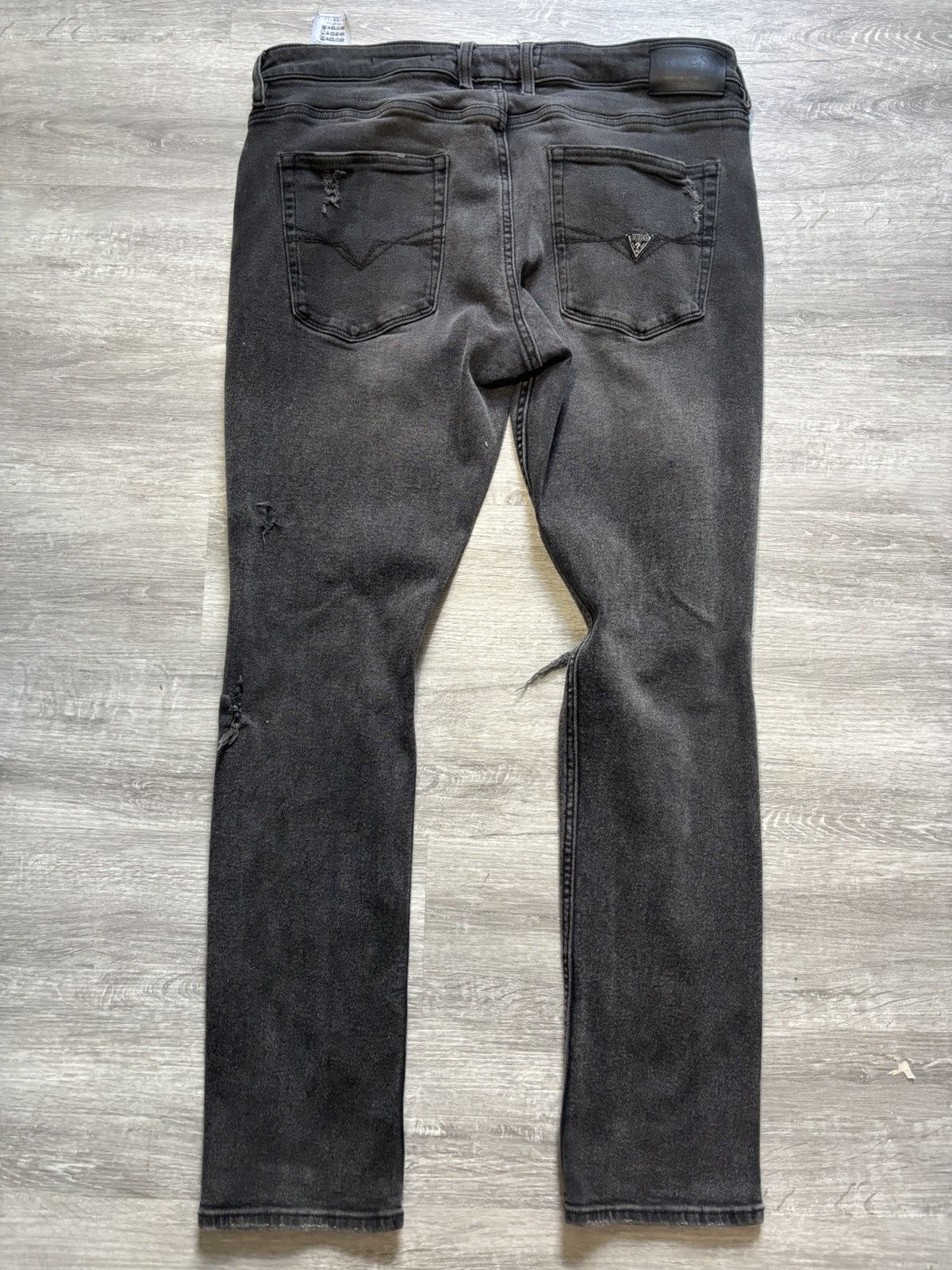 Guess Guess Slim Tapered Distressed Jeans Size US 36 / EU 52 - 3 Thumbnail