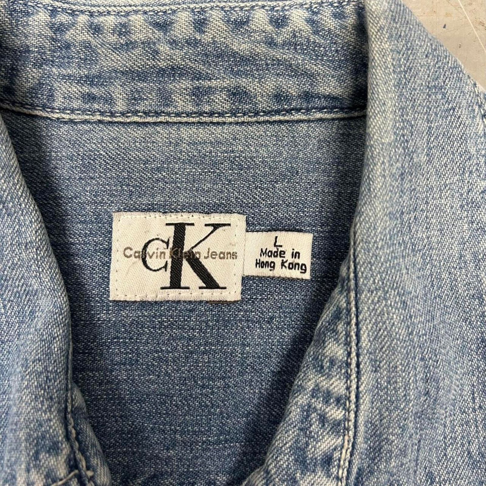 Calvin Klein VTG/Y2K Calvin Klein Denim button up shirt Size US L / EU 52-54 / 3 - 3 Thumbnail