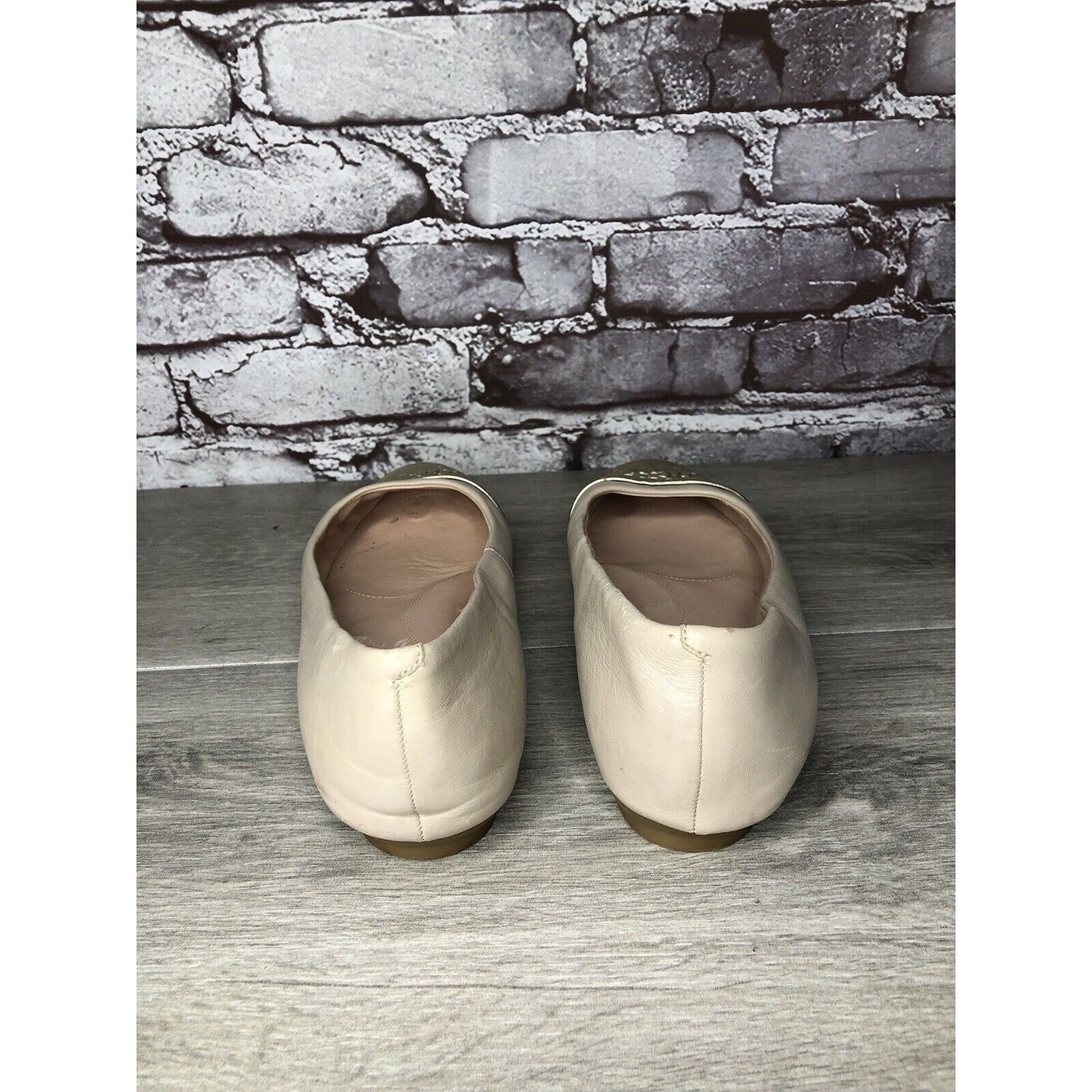 Other Taryn Rose Nude Pink Leather Gold Cap Toe Ballet Flats Women Size US 8.5 / IT 38.5 - 4 Thumbnail