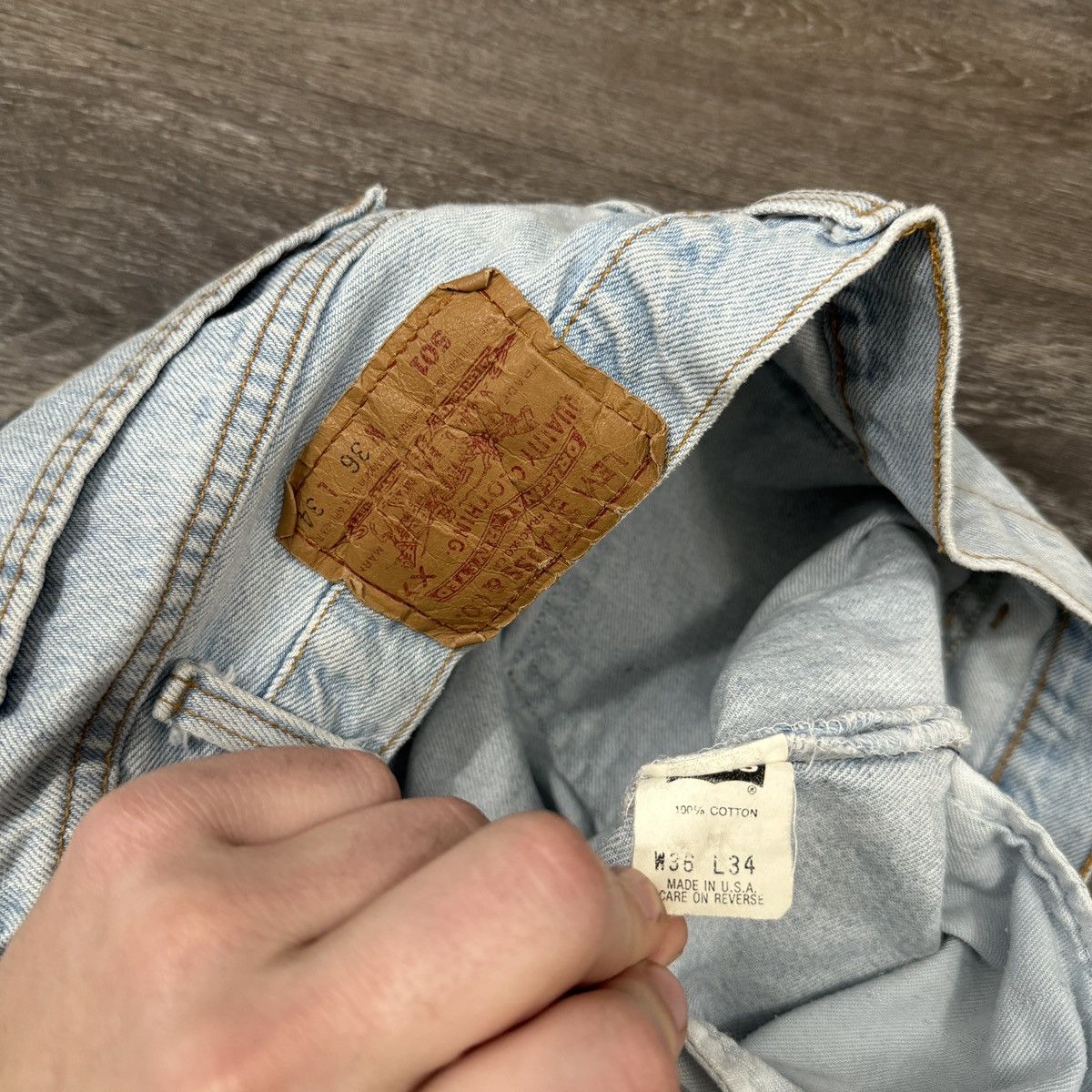 Levi's × Vintage Vintage 80s Levi’s 501 button fly smiley face custom jeans Size US 34 / EU 50 - 4 Thumbnail