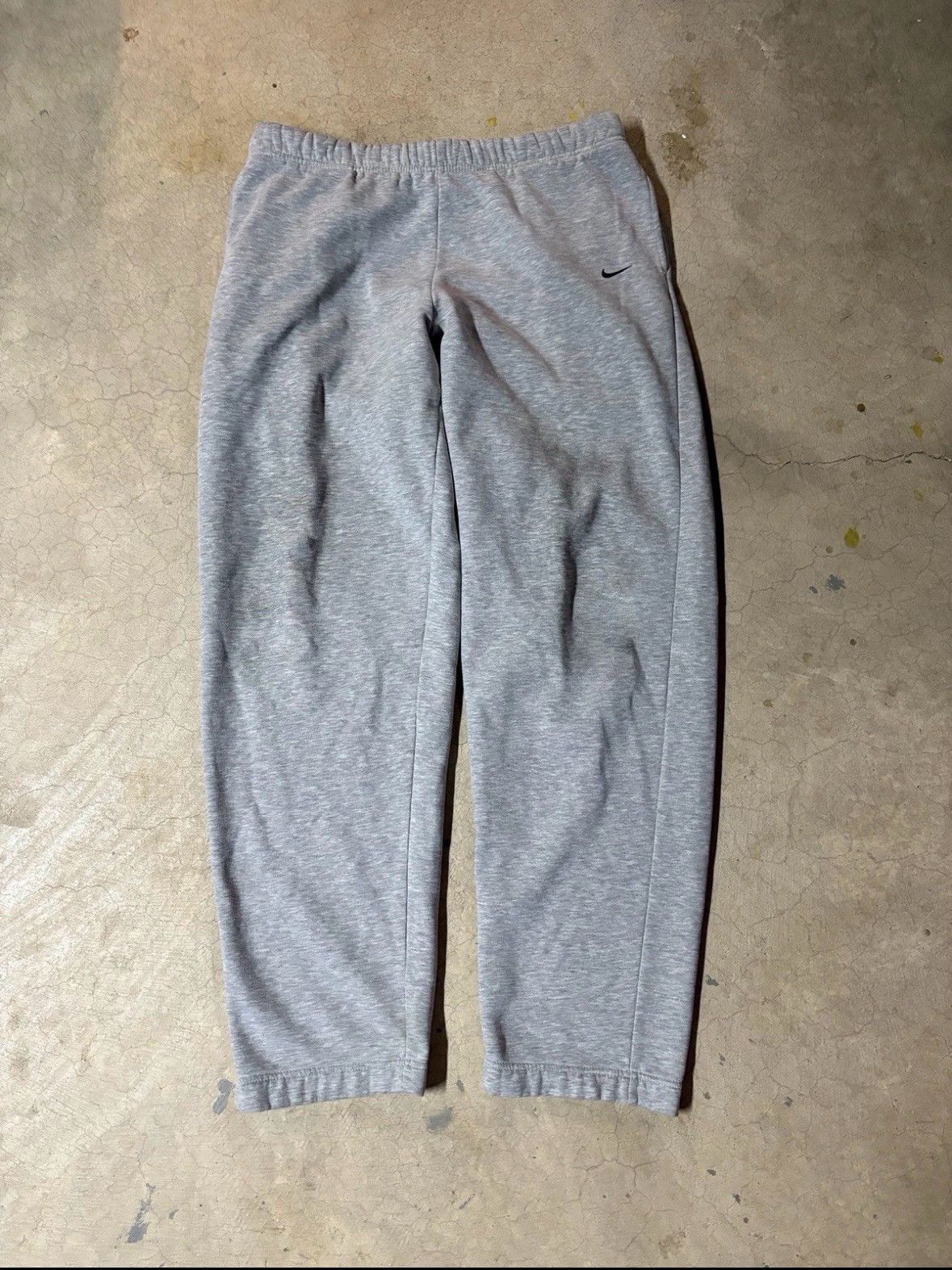 Nike VTG 00’s Nike Y2K Baggy Sweatpants Gray Silver Tag Large Size US 34 / EU 50 - 1 Thumbnail