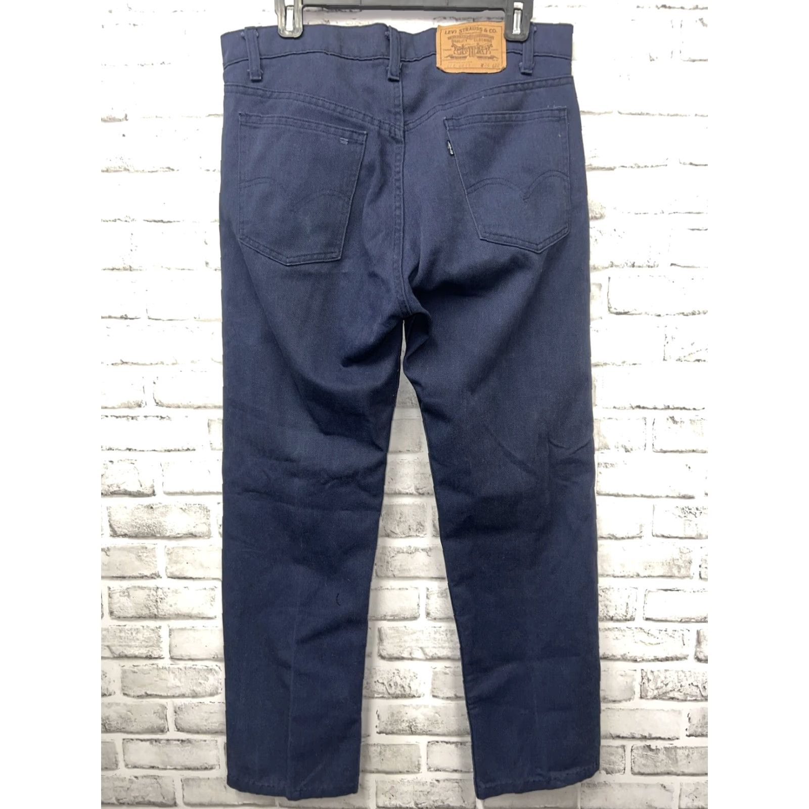 Levi's VINTAGE Levi's 505 Straight Fit Jeans Mens Size 34x32 Blue USA Size US 34 / EU 50 - 4 Thumbnail