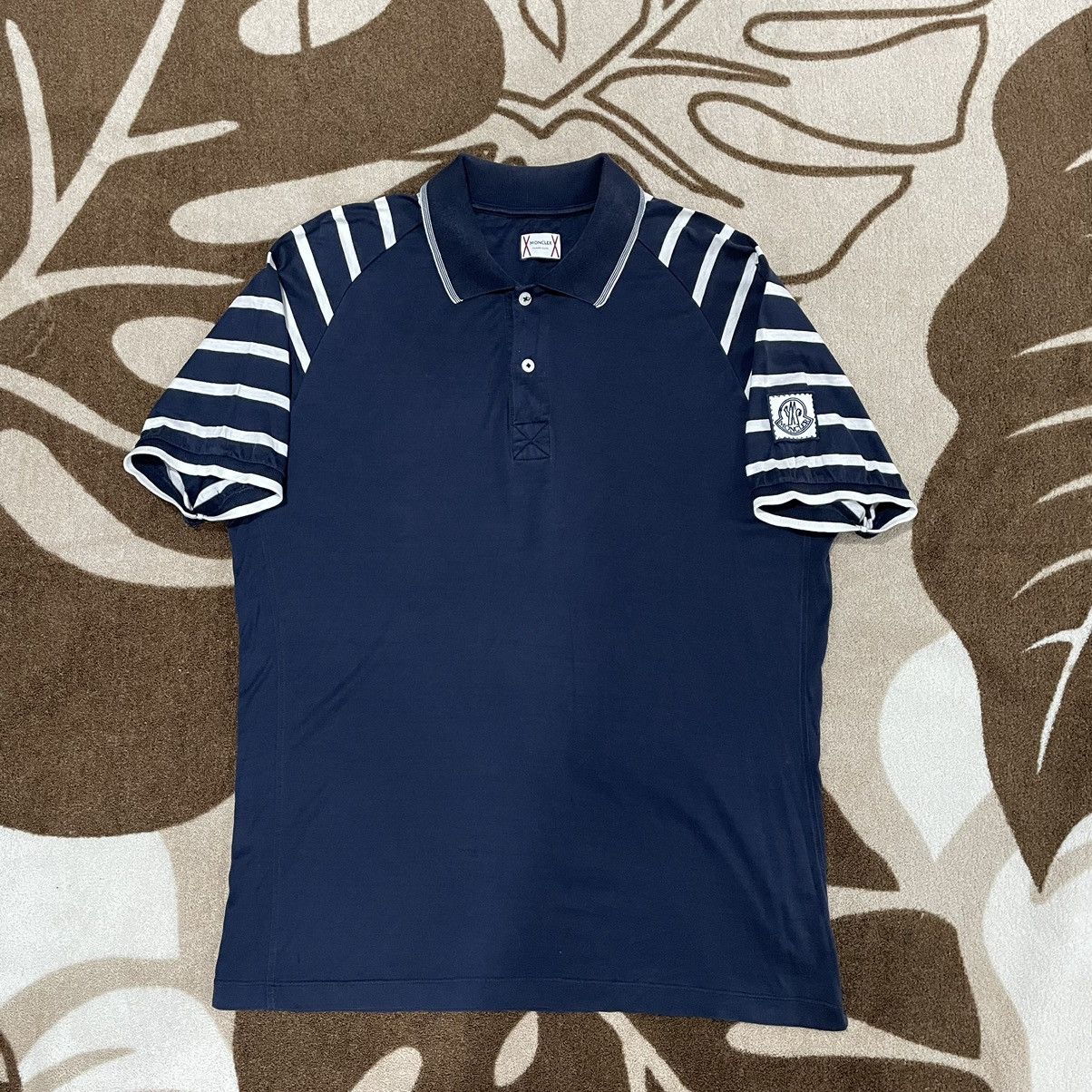 Moncler Moncler Gamme Bleu Polo Shirt Size US L / EU 52-54 / 3 - 1 Thumbnail