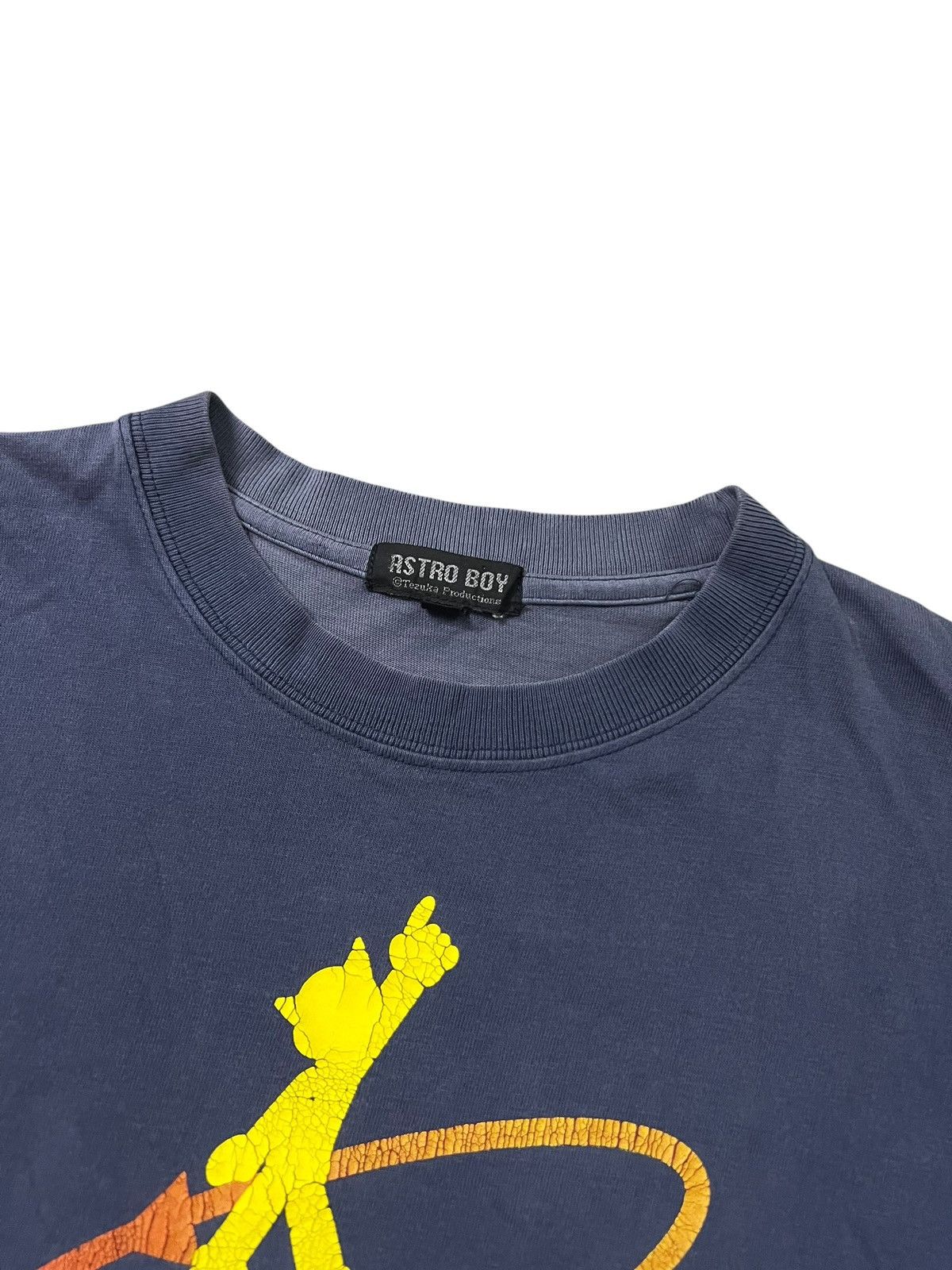 Vintage Vintage Astro Boy Tezuka Production Sun Faded Tee Size US S / EU 44-46 / 1 - 3 Thumbnail