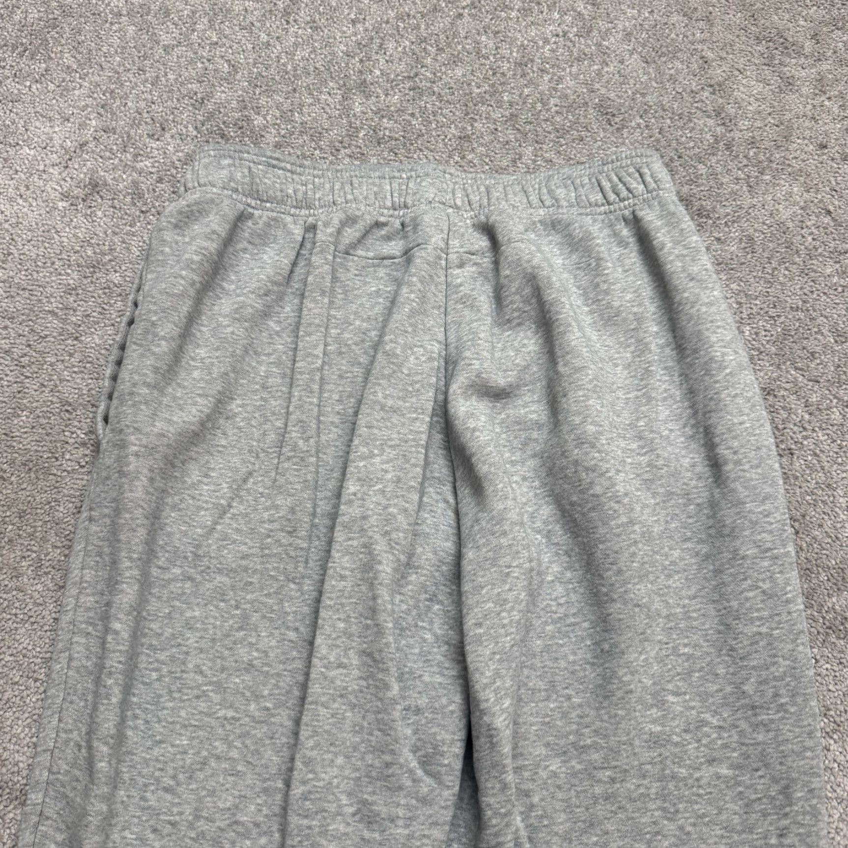 Adidas Adidas Graphic Jogger Sweatpants Mens Medium Gray Elastic Waist Athletic Activewear Casual Travel Shirt Size US 31 - 6 Thumbnail