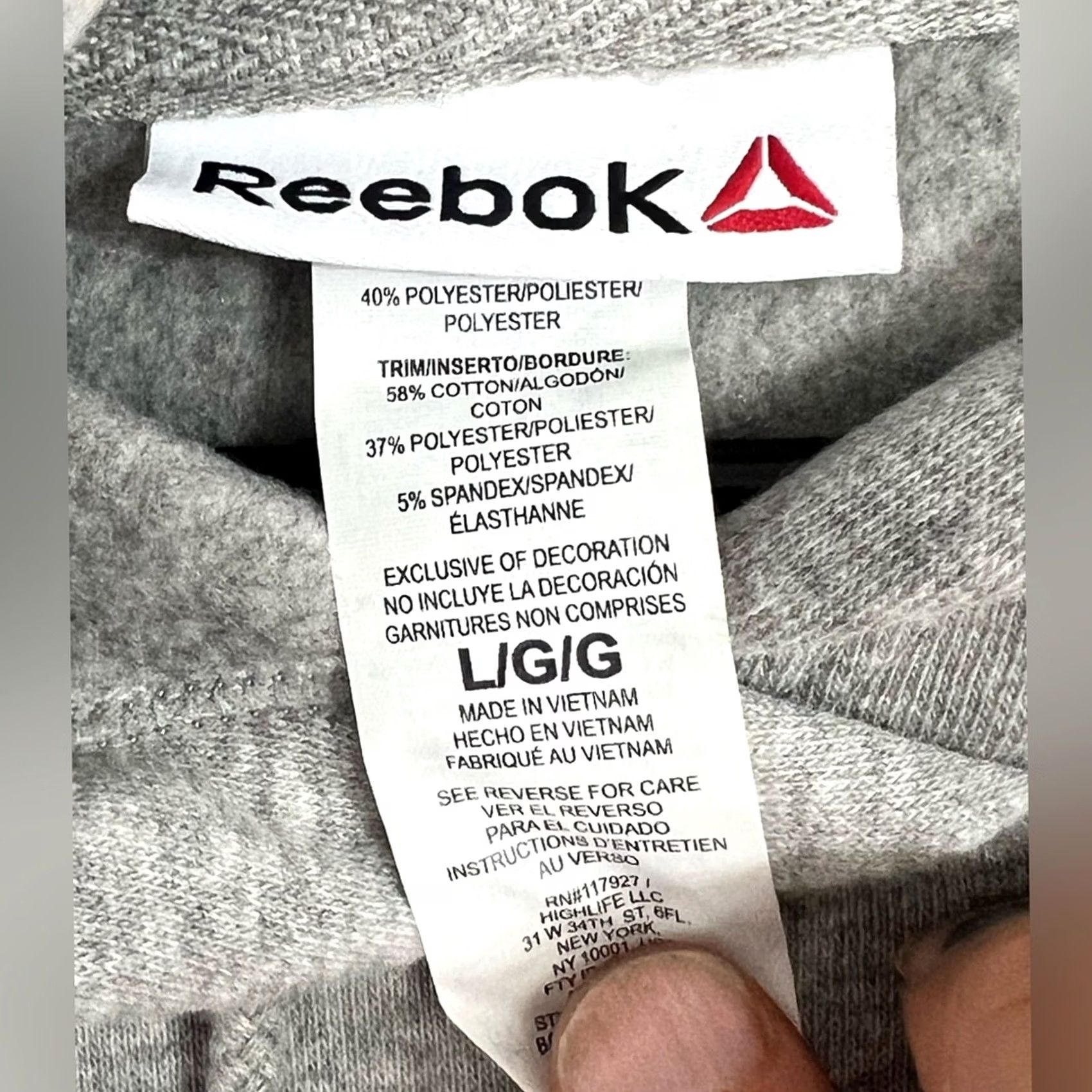 Reebok VINTAGE? Reebok Ladies Grey Heather Graphic Hoodie Size LARGE WITH TAGS Women Hoodie L Gray Graphic Size L / US 10 / IT 46 - 8 Thumbnail