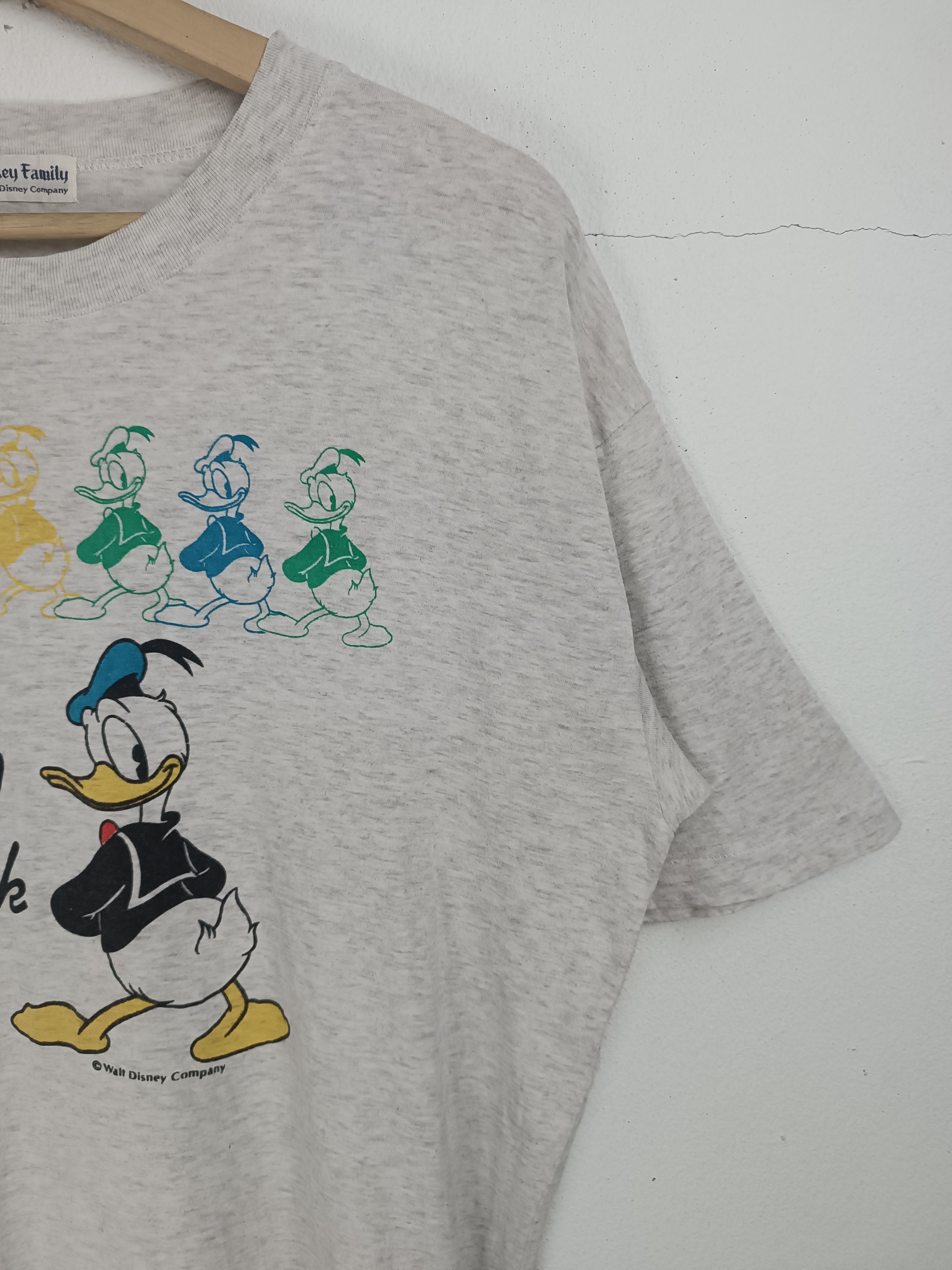 Disney VINTAGE 90'S DONALD DUCK TEE RARE GOOFY MICKEY BUNNY PLUTO Size US L / EU 52-54 / 3 - 6 Thumbnail