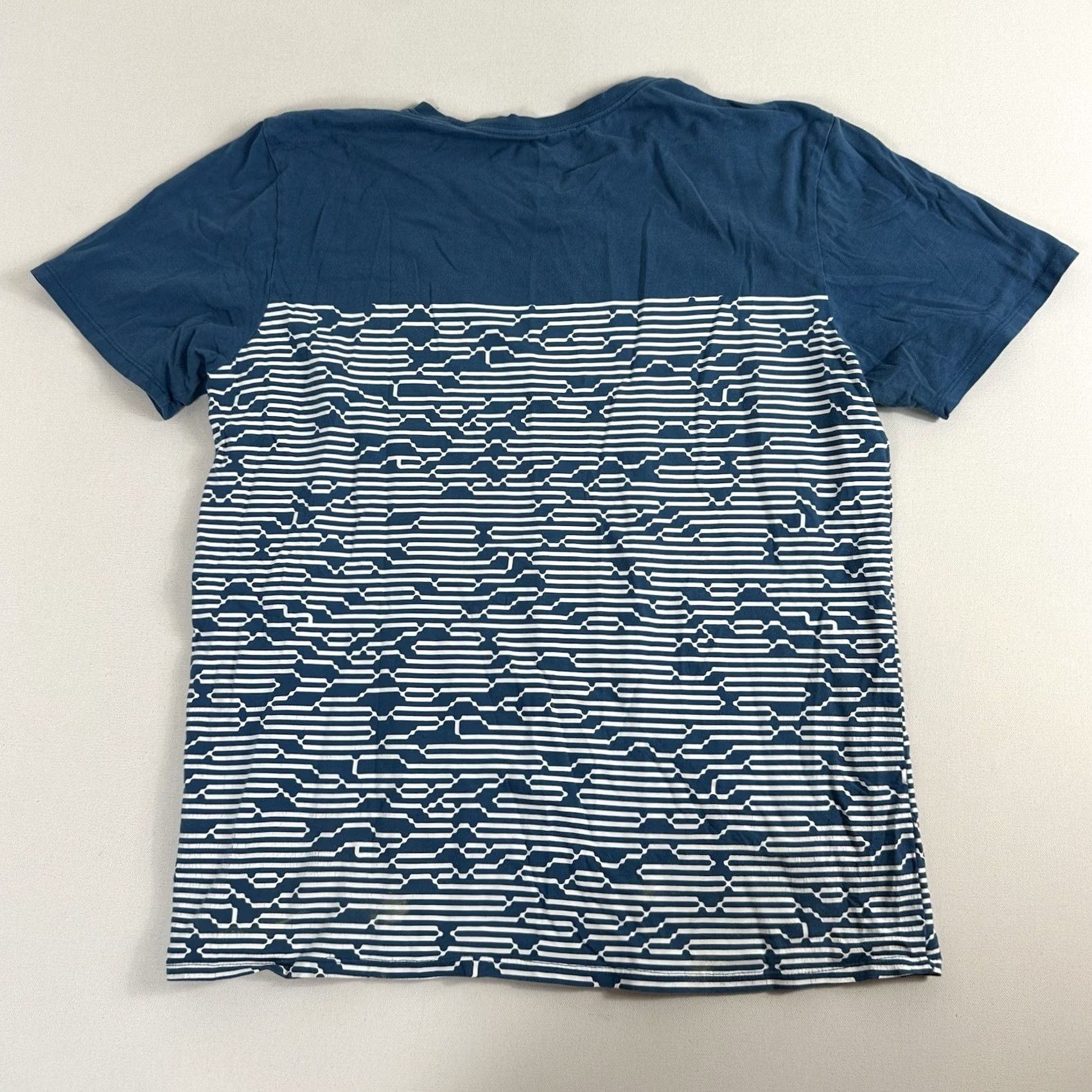 Nike Nike International T‑shirt Men L Short Sleeve Blue Activewear Cross Training Running Jogging Mens Shirt Size US L / EU 52-54 / 3 - 2 Thumbnail