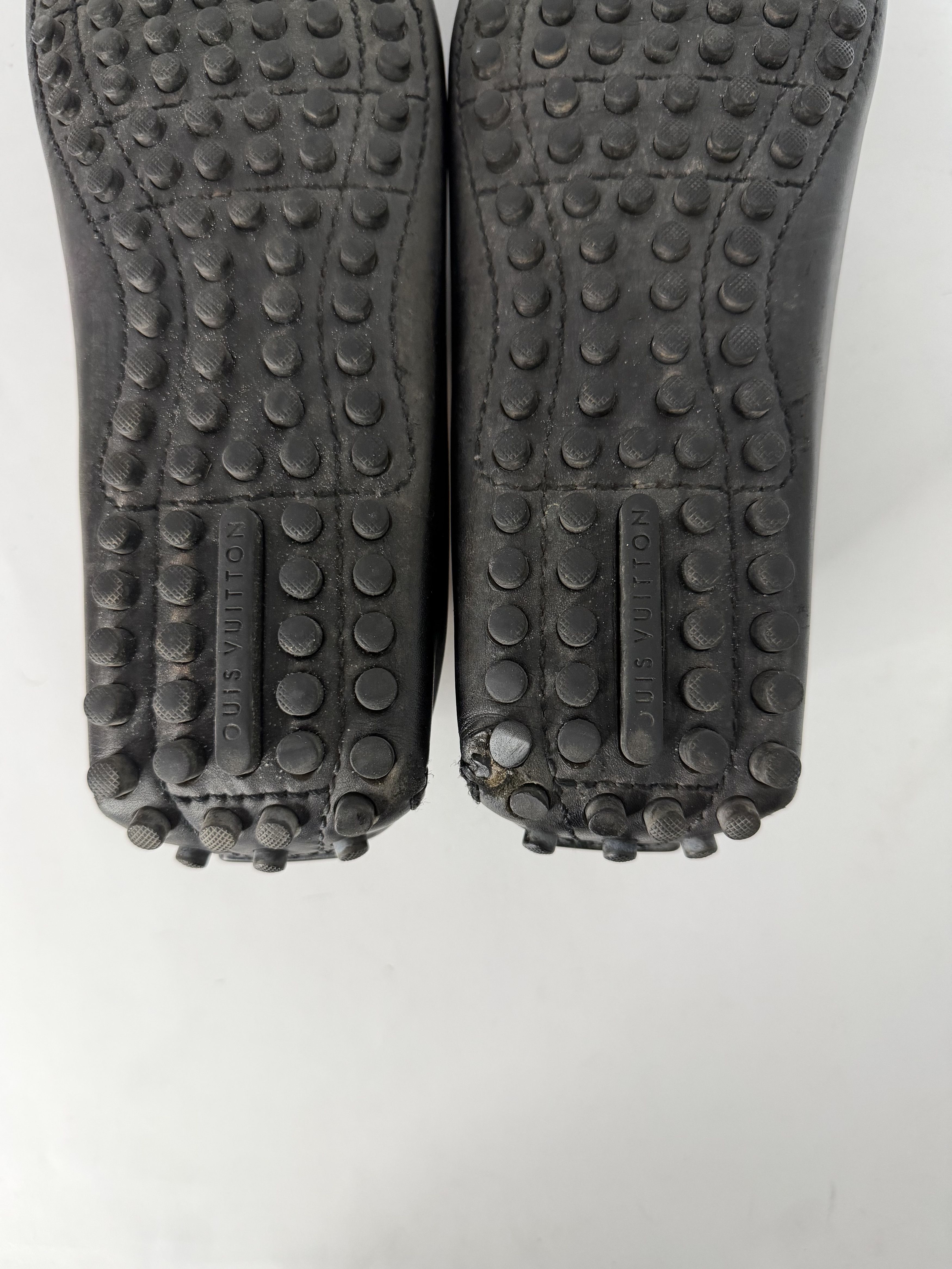 Louis Vuitton LLouis Vuitton Black Leather Hockenheim Loafers Size US 9 / EU 42 - 9 Thumbnail