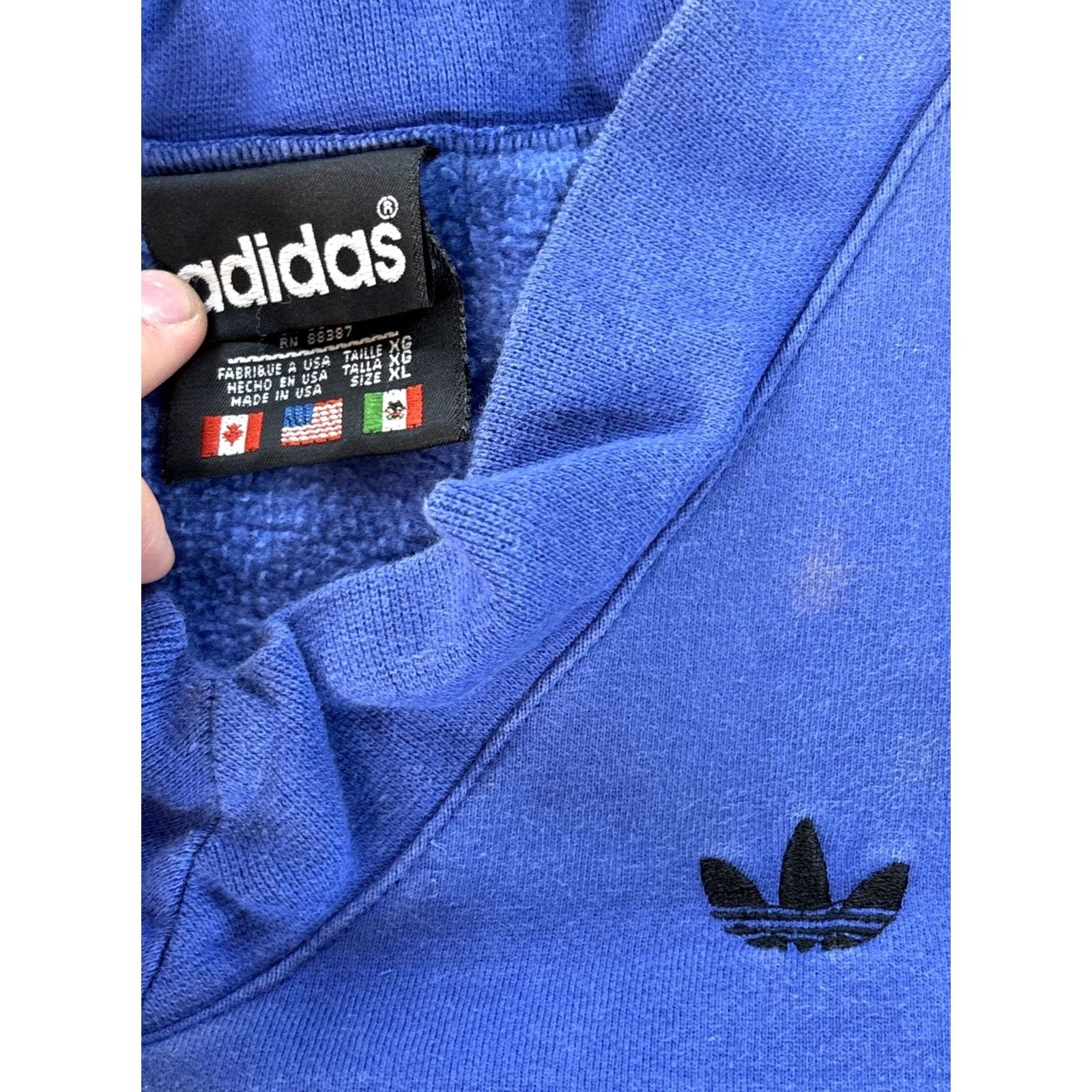 Adidas VINTAGE Adidas Sweatshirt Mens XL Blue Trefoil Logo Cropped Stripe 90s Size US XL / EU 56 / 4 - 4 Thumbnail