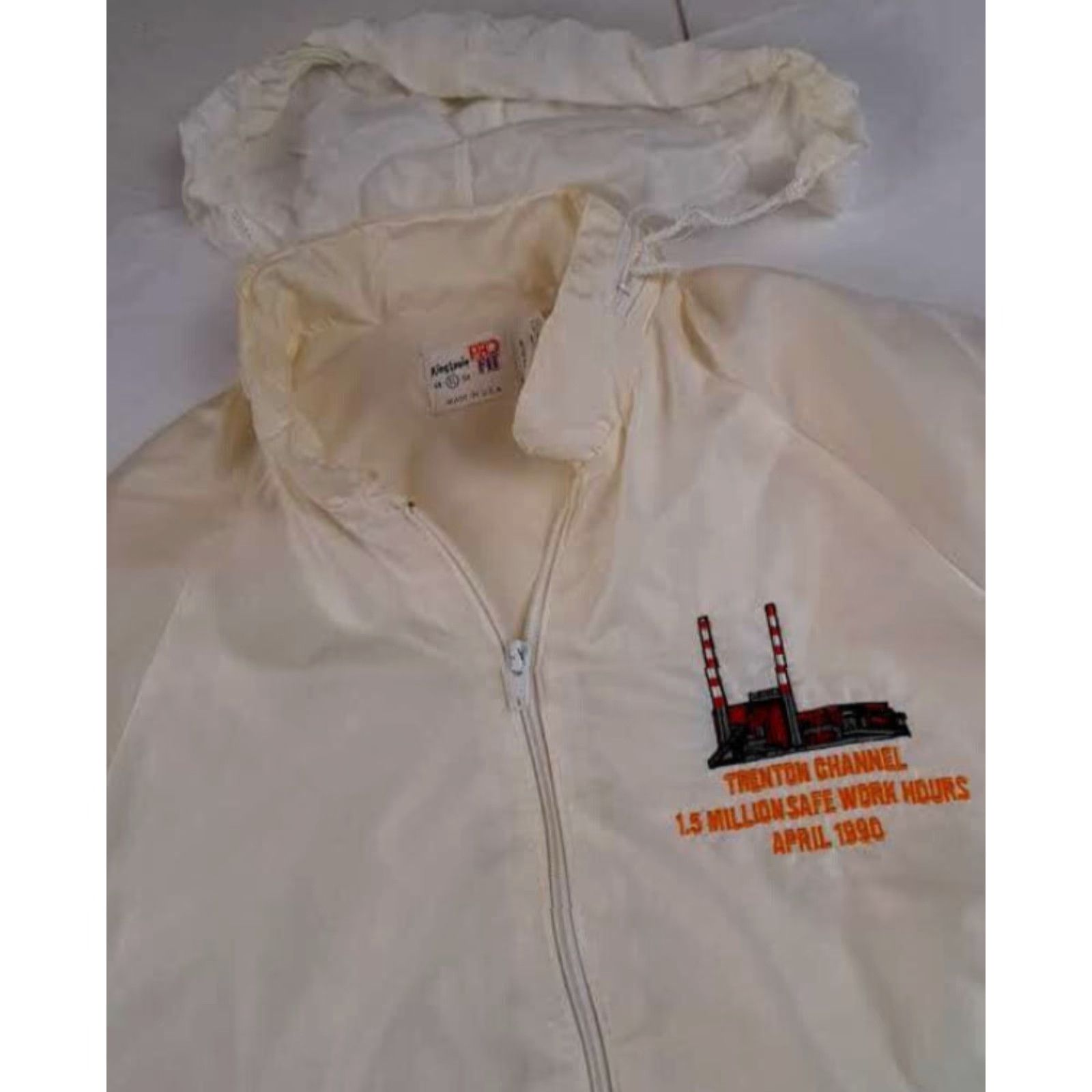Vintage VINTAGE Trenton Channel Safe Work Hours 1990 Windbreaker Jacket USA Made - King Louie - XL White Nylon Unisex Adults Windbreaker Jacket Size US XL / EU 56 / 4 - 6 Thumbnail