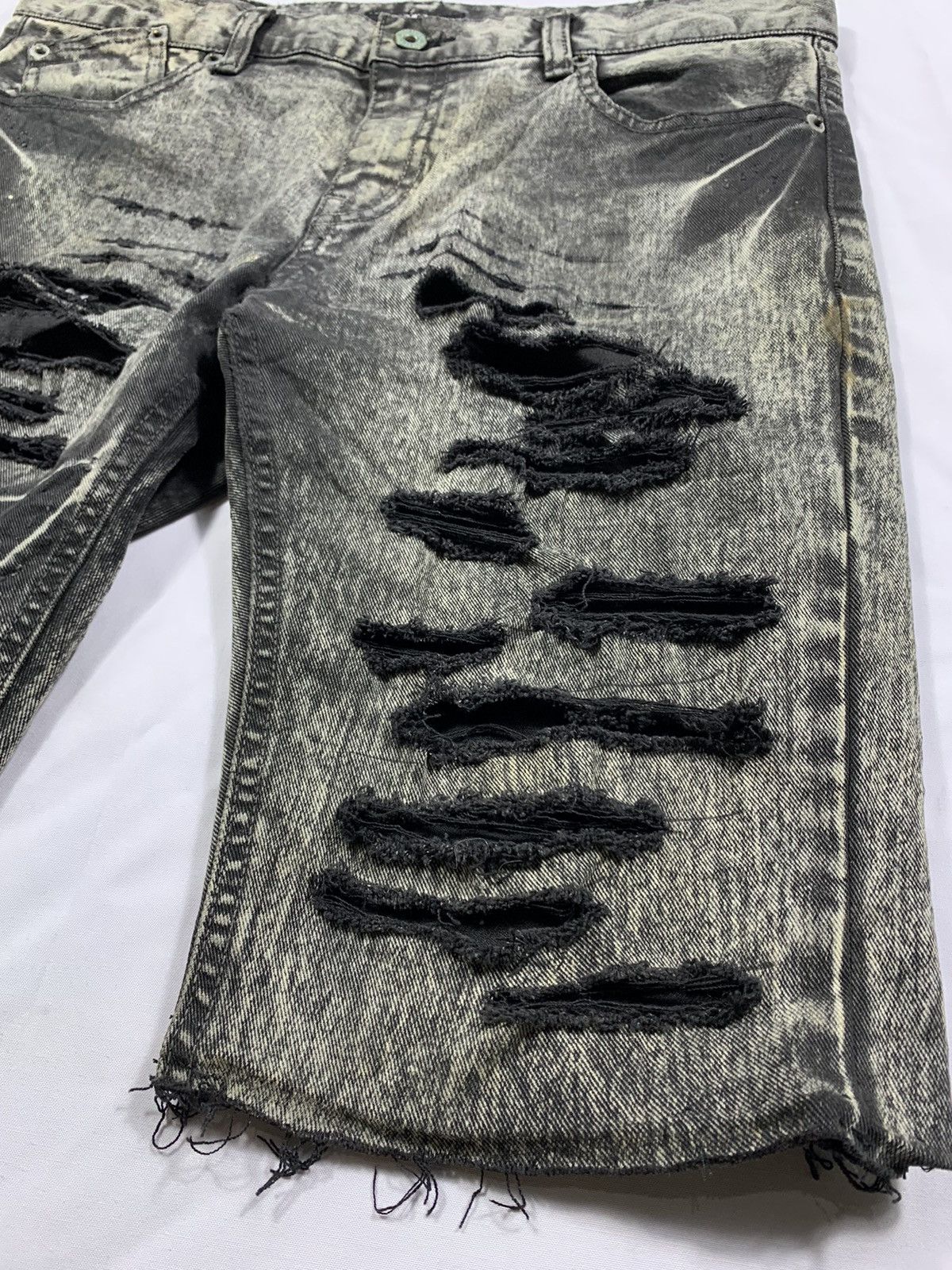 Hysteric Glamour Sick Distressed Hysteric Glamour Denim Jeans Short Pants Size US 31 - 4 Thumbnail