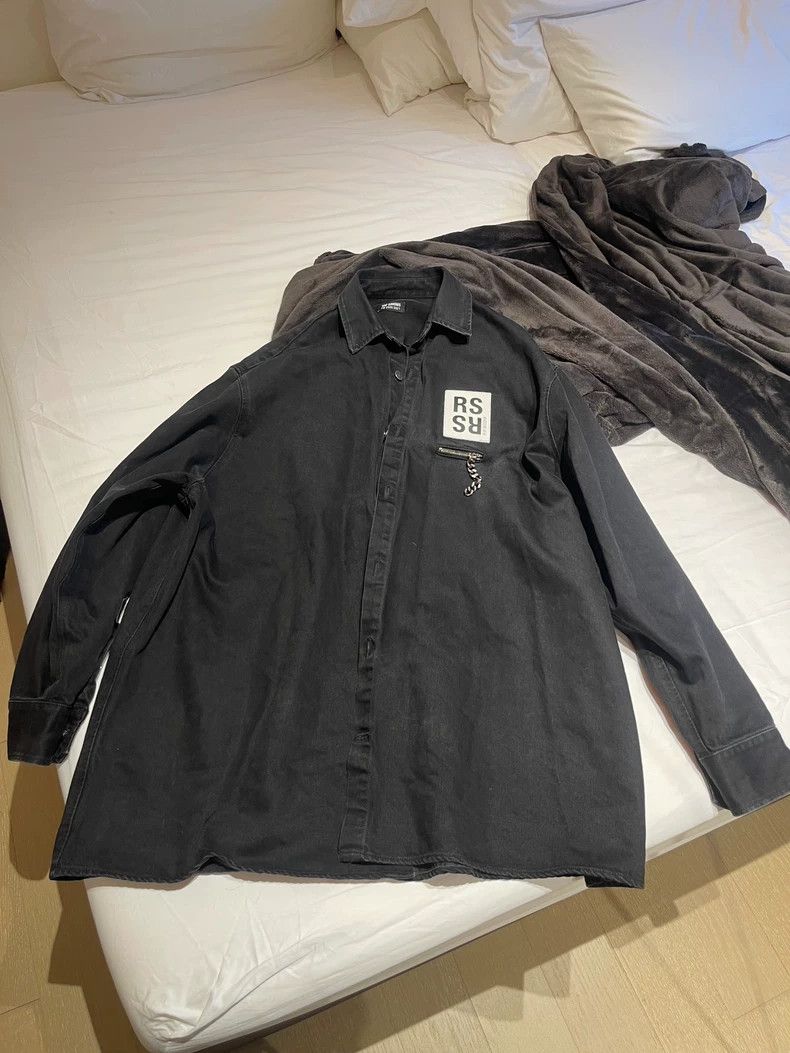 Raf Simons raf simons Chest Chain Denim Shirt 2502-Nextarrow Size US M / EU 48-50 / 2 - 1 Thumbnail