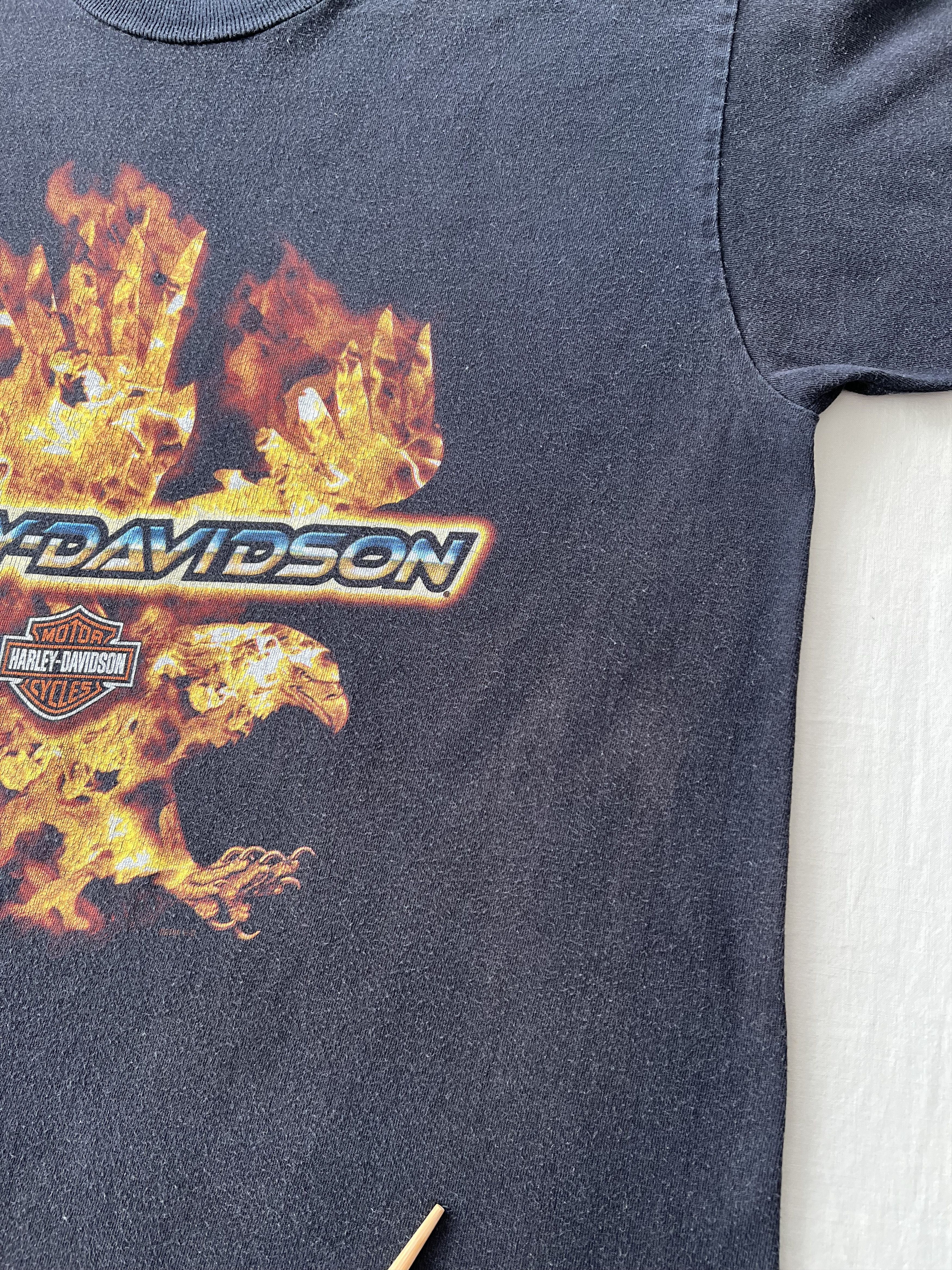 Harley Davidson Vintage 2006 Harley Davidson Eagle Fire Flame Black T-shirt Size US L / EU 52-54 / 3 - 8 Thumbnail