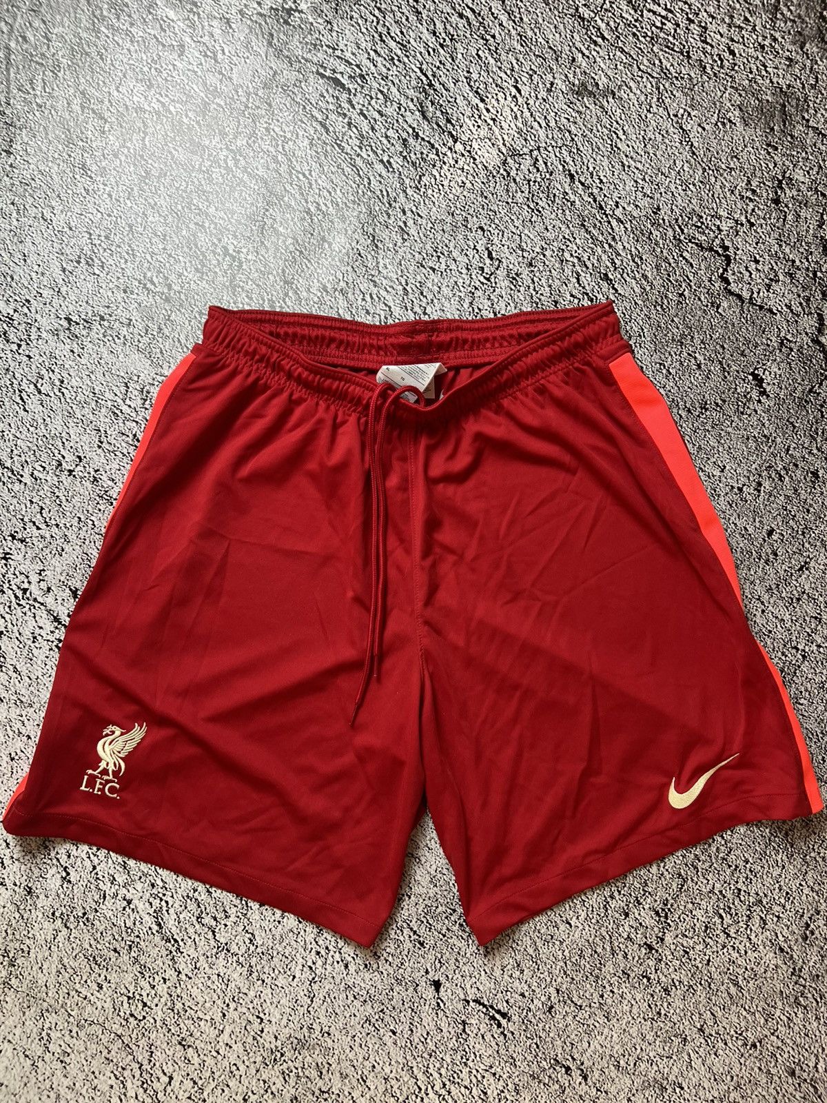 Nike Nike Liverpool football shorts Size US 36 / EU 52 - 1 Thumbnail