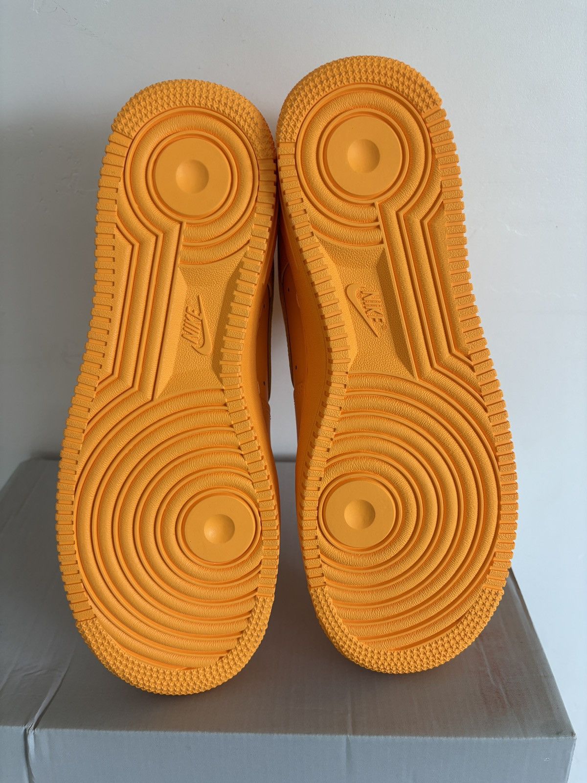 Nike Nike Air Force 1 Laser Orange 2024 Size US 8.5 / EU 41-42 - 6 Thumbnail