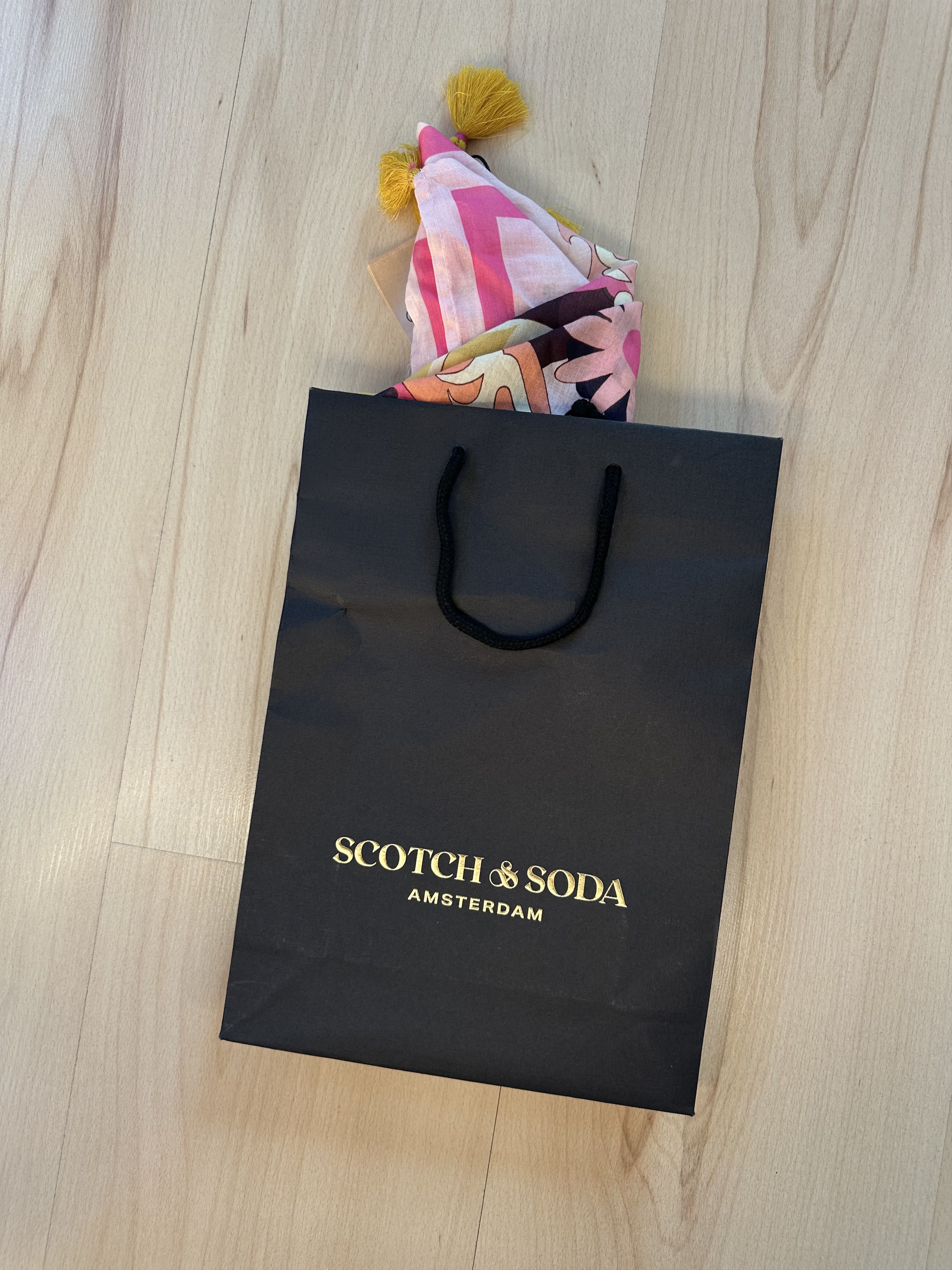 Scotch & Soda handkerchief scotch & soda 172518-23-SSLM-K70 Color 5696 Size ONE SIZE - 11 Thumbnail